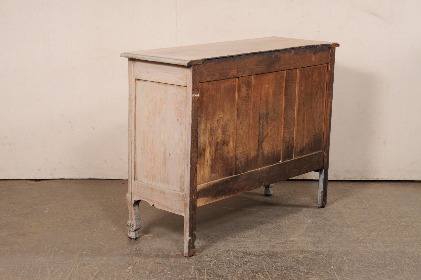 Mobile buffet francese a due porte in legno dipinto, XIX sec. in vendita 2
