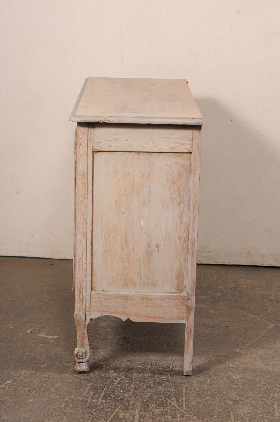 Mobile buffet francese a due porte in legno dipinto, XIX sec. in vendita 3