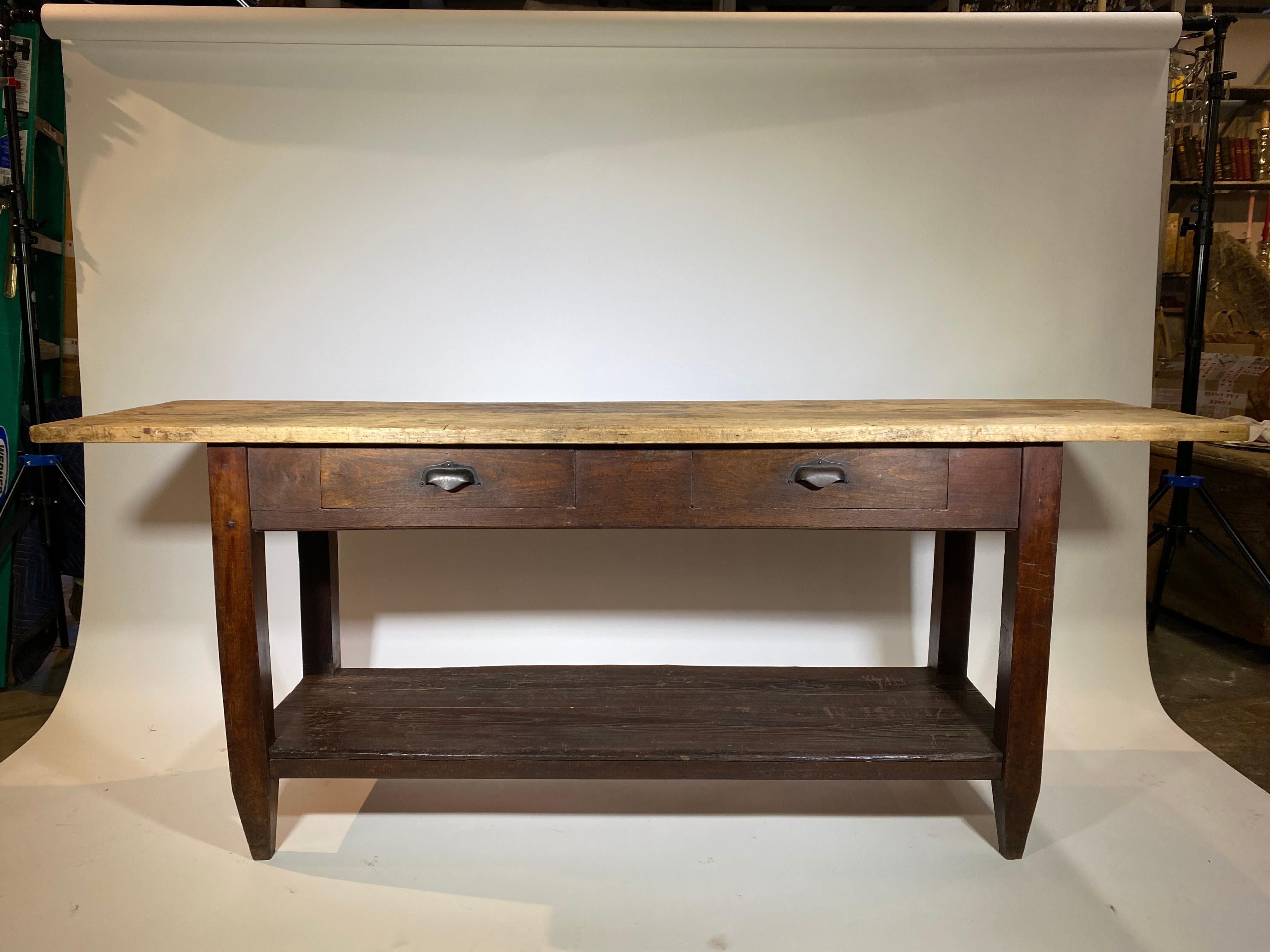 French 19th Century 2 Drawer console - Work Table In Good Condition For Sale In Atlanta, GA