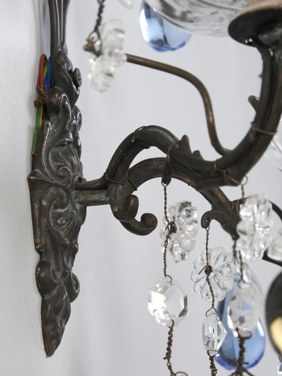 French Two-Light Sconce in Brass and Crystal 2