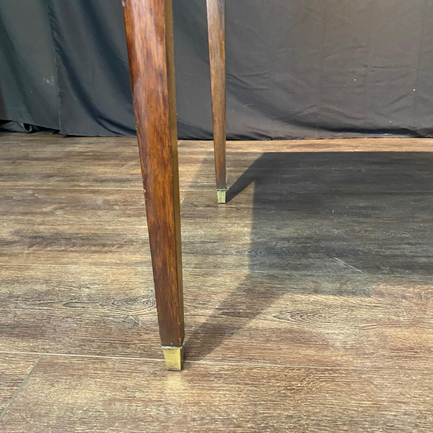 French Two-Sided Louis XVI Style Walnut Game Table with Reversible Top For Sale 5