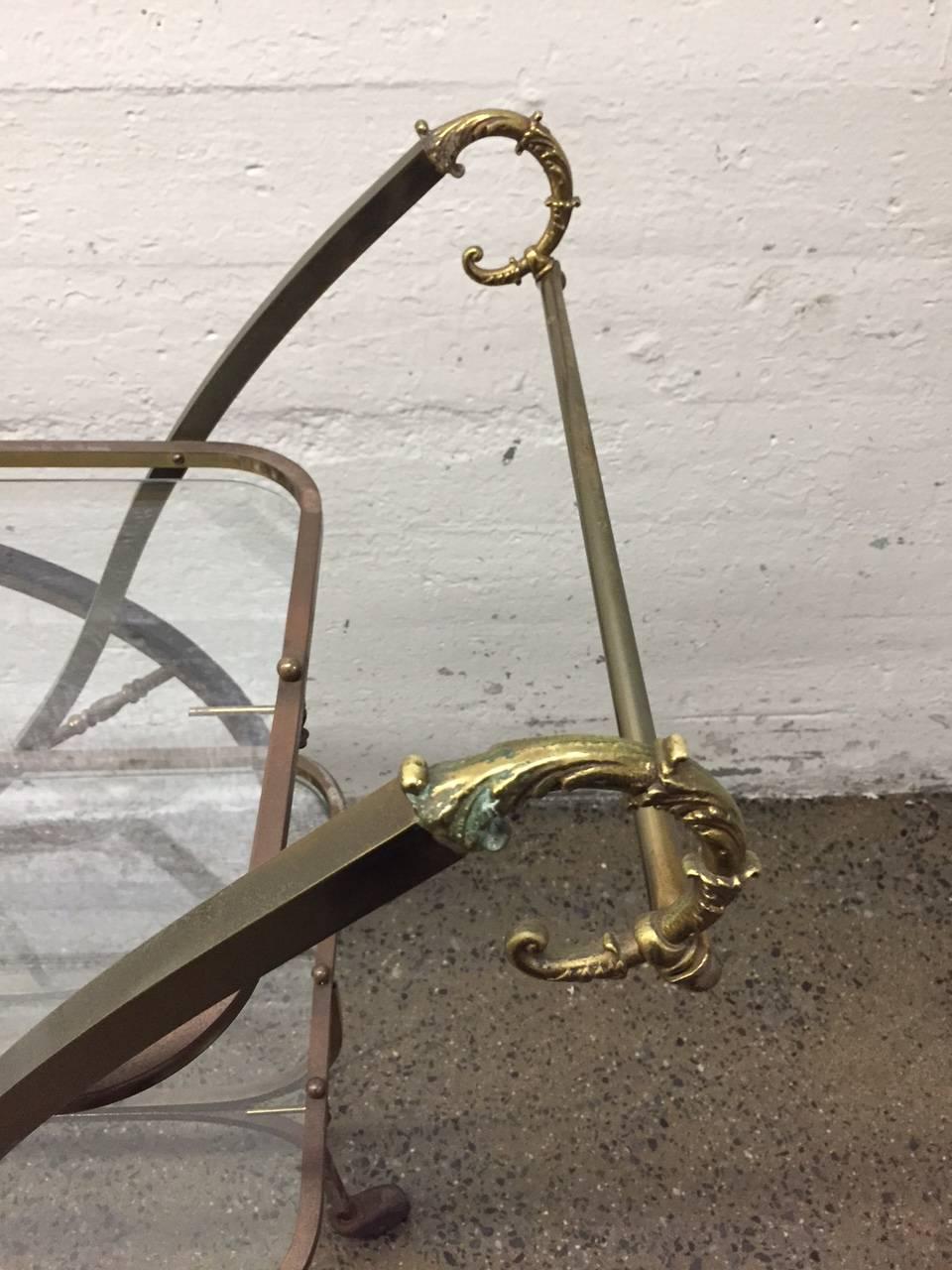 Laiton Chariot de bar français à deux étages en laiton