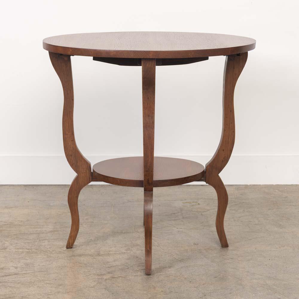 Chêne Table à deux étages en chêne français en vente