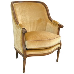 Chaise Bergère Française Tapissée par Isenhour Furniture