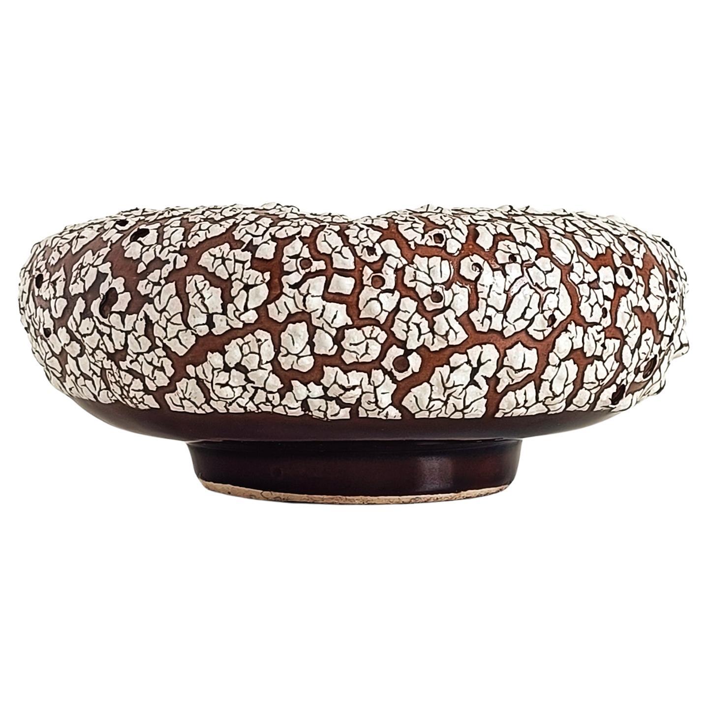French Vallauris Fat Lava Decor Biomorphic Ceramic Ashtray Vide-Poche, 1950s In Excellent Condition In Valencia, VC