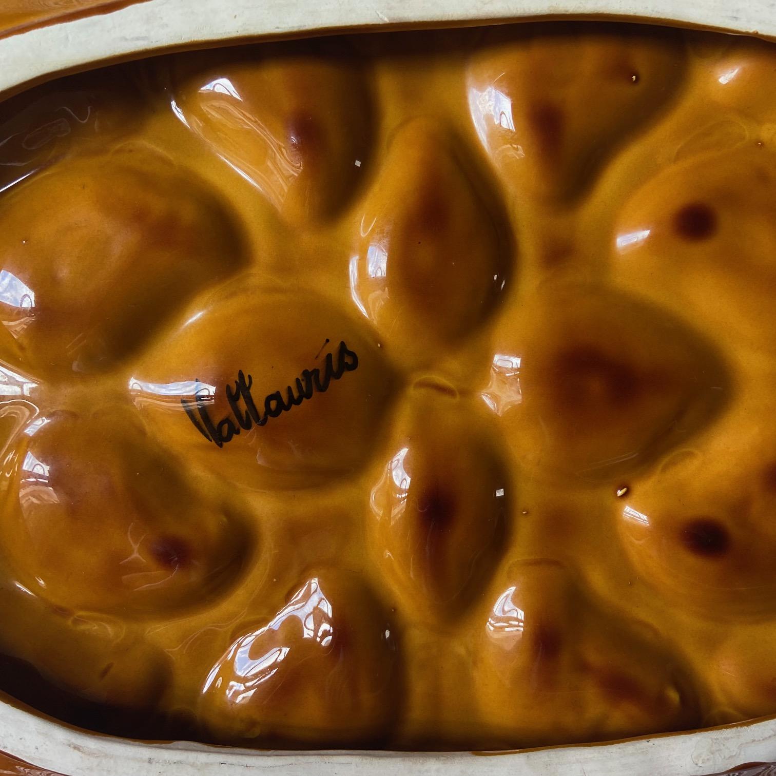 Céramique Service à huîtres en majolique de Vallauris, plat et six assiettes en vente