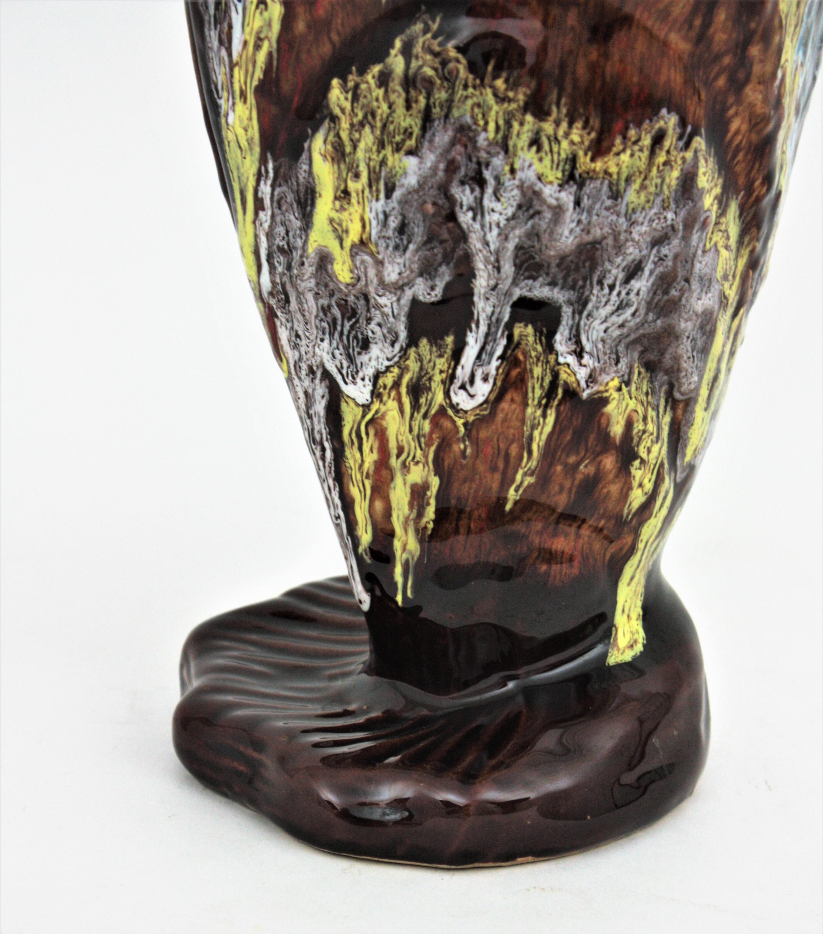 French Vallauris Majolica Shell Shaped Vase in Multi Color Glazed Ceramic For Sale 6