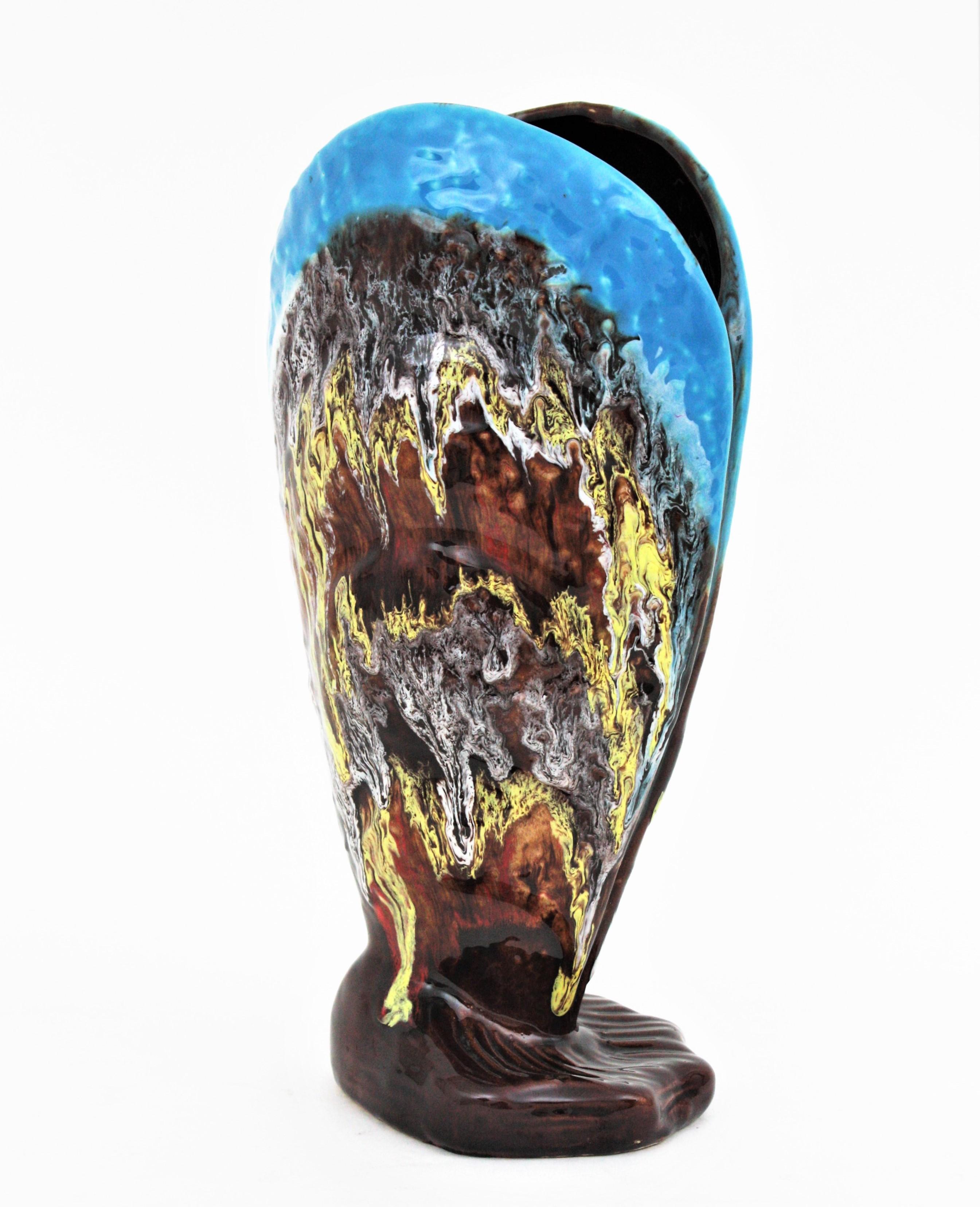 Mid-Century Modern French Vallauris Majolica Shell Shaped Vase in Multi Color Glazed Ceramic For Sale