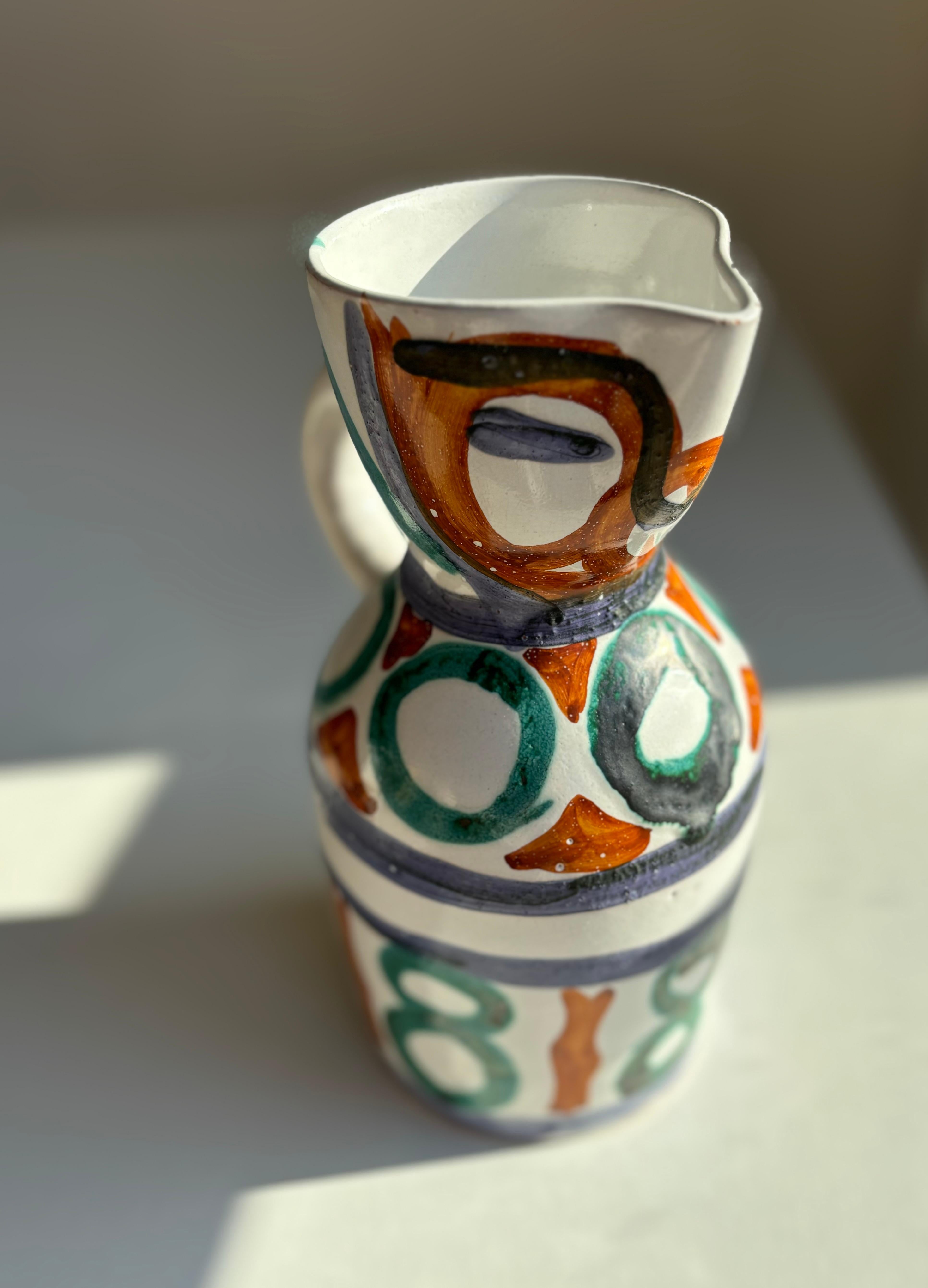 Mid-Century moderno Vaso a brocca in stile Picasso di Vallauris AM, circa anni '50 in vendita