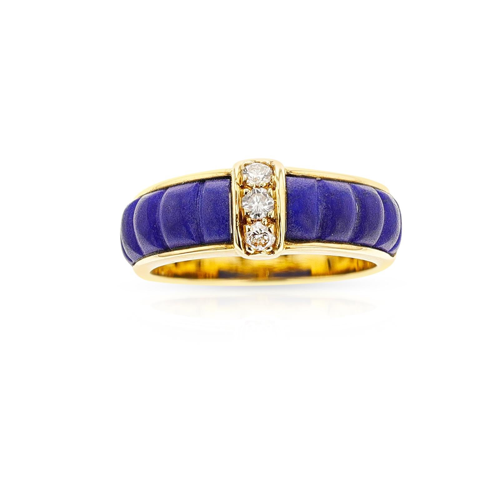 A French Van Cleef & Arpels Carved Lapis and Diamond Ring made in 18k yellow gold. The total weight of the ring is 4.37 grams. The Ring Size is 5.25 US.

SKU: 1321-ABHJMPL
