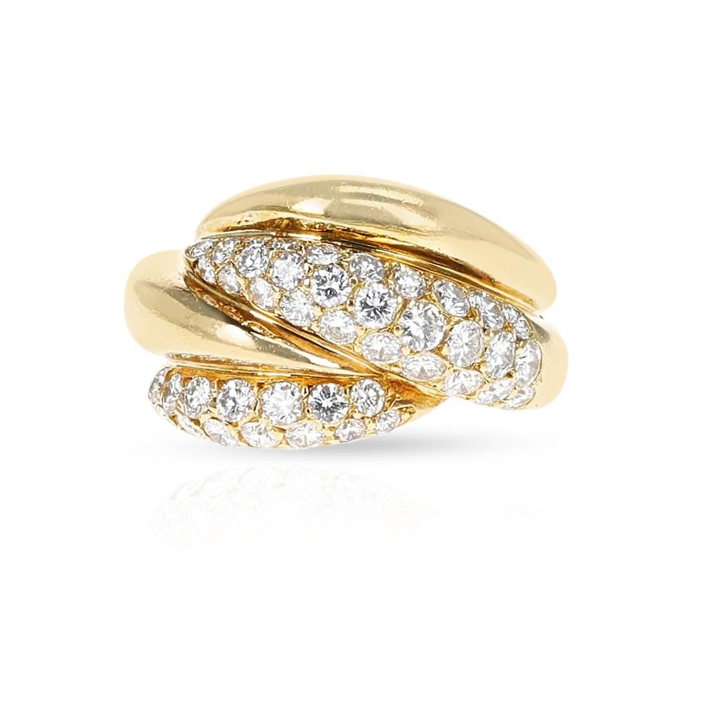 Women's or Men's French Van Cleef & Arpels Diamond Four-Step Ring, 18k For Sale