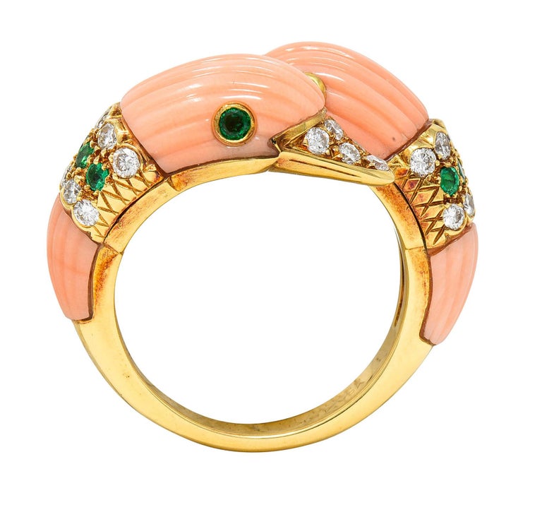 French Van Cleef & Arpels Pink Coral Emerald Diamond 18 Karat Gold Duck Ring For Sale 4