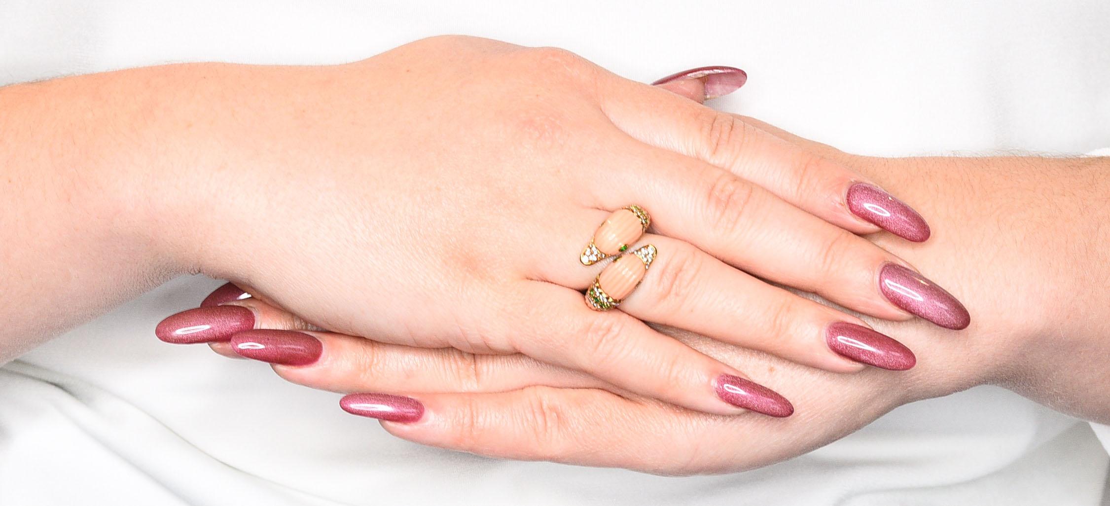 French Van Cleef & Arpels Pink Coral Emerald Diamond 18 Karat Gold Duck Ring 7