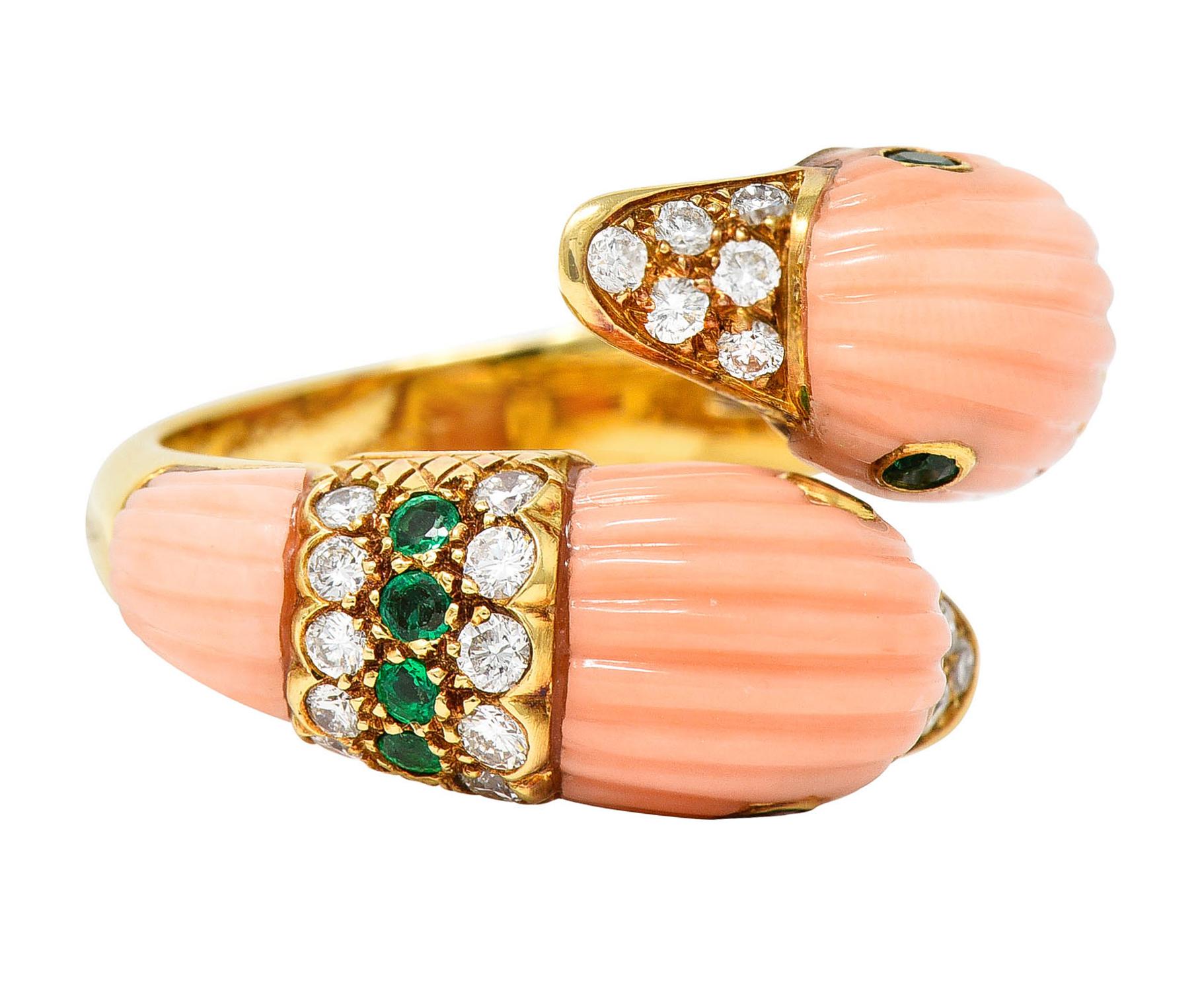 Contemporary French Van Cleef & Arpels Pink Coral Emerald Diamond 18 Karat Gold Duck Ring