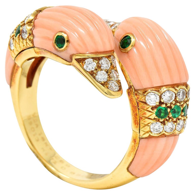 French Van Cleef & Arpels Pink Coral Emerald Diamond 18 Karat Gold Duck Ring For Sale