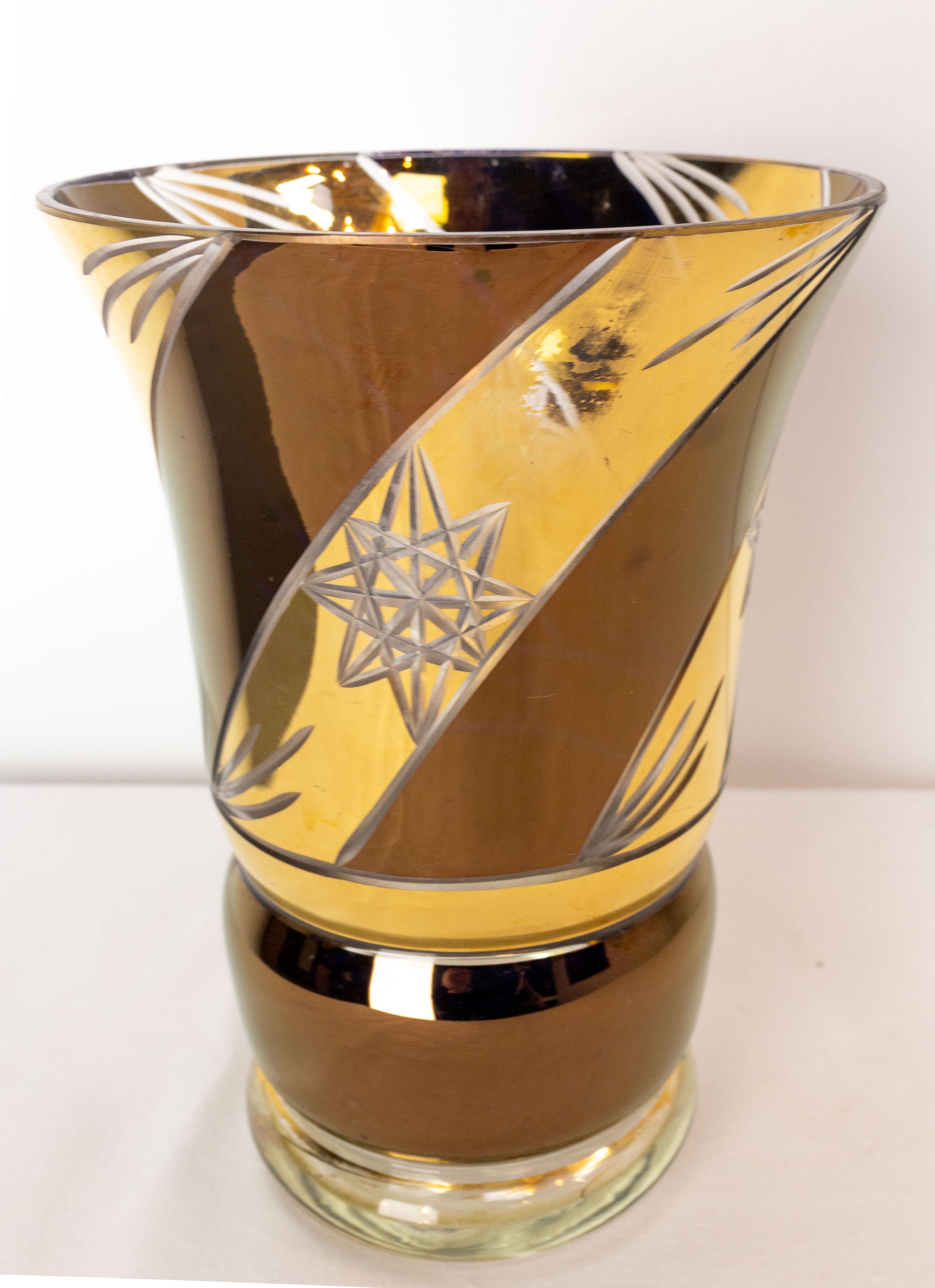 French Vase Bronze and Golden Glass, Stars Engraved, circa 1960 In Good Condition For Sale In Labrit, Landes