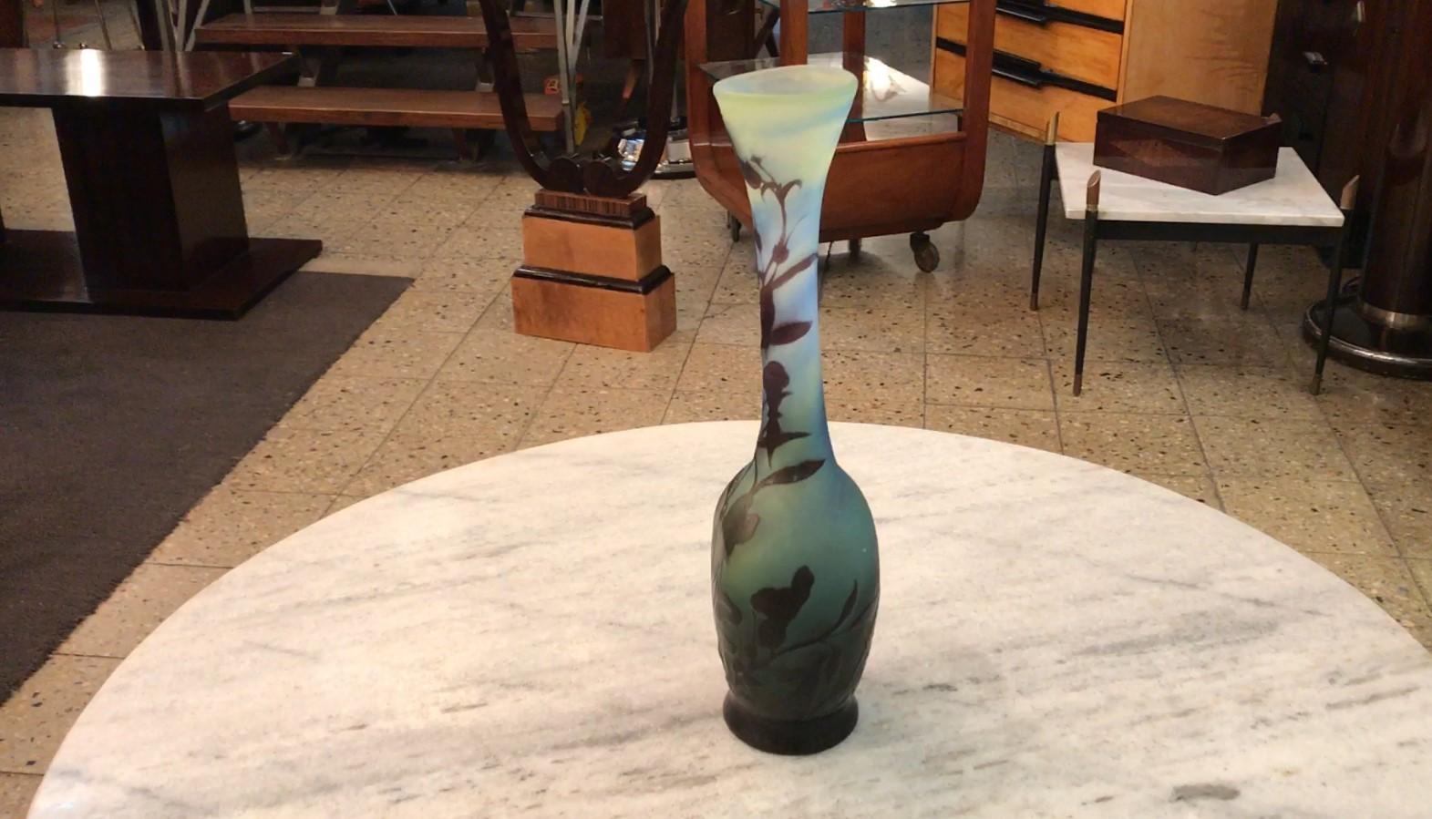 Art nouveau  Vase français, Signe : Gallé, Style : Jugendstil, Art Nouveau, Liberty en vente