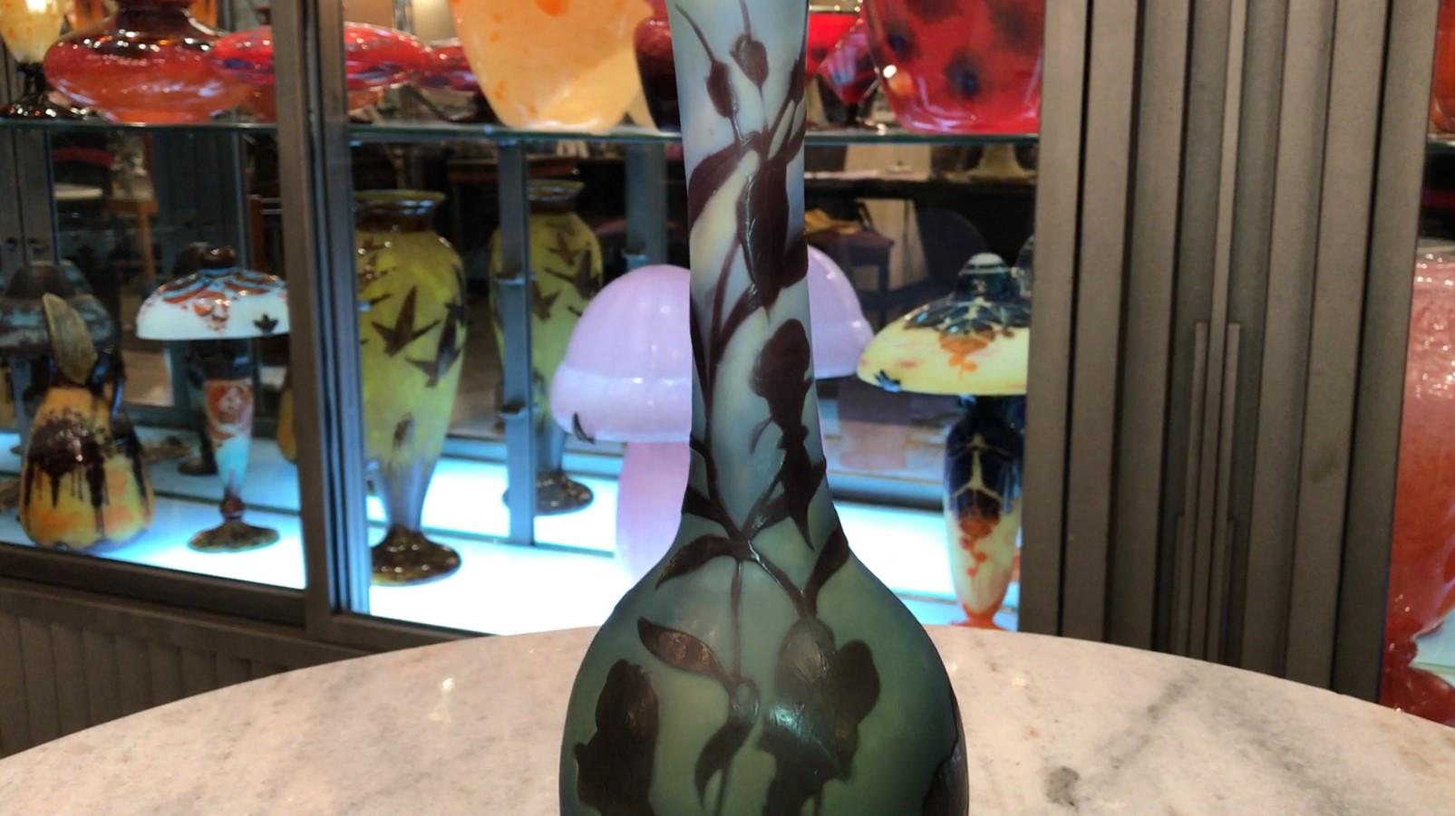  Vase français, Signe : Gallé, Style : Jugendstil, Art Nouveau, Liberty en vente 2