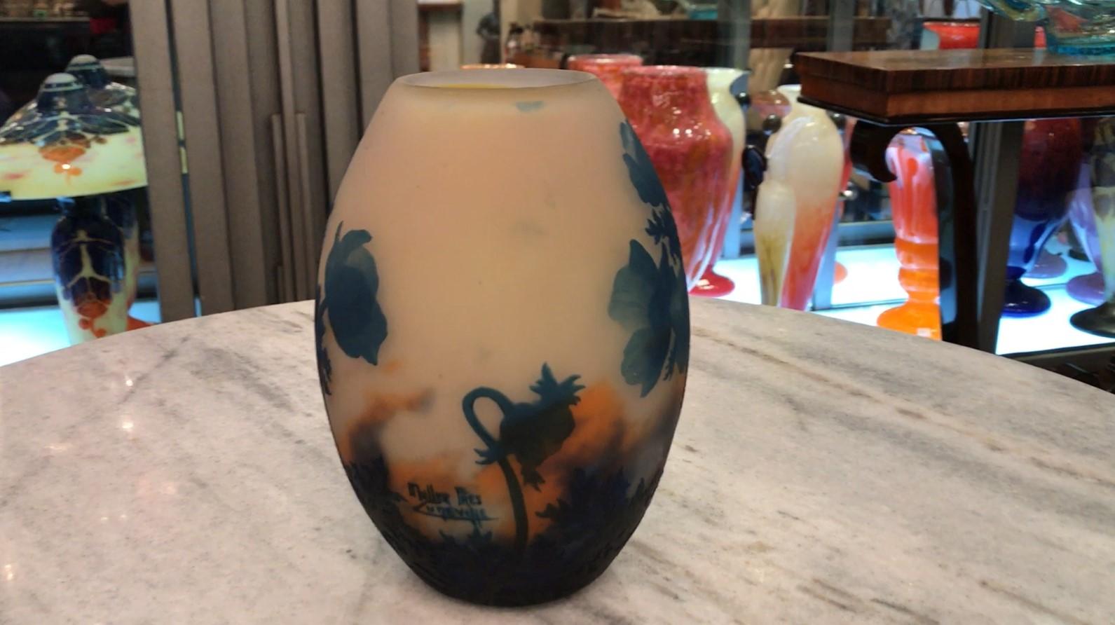 French Vase, Sign: Muller Freres Luneville, Jugendstil, Art Nouveau, liberty For Sale 2
