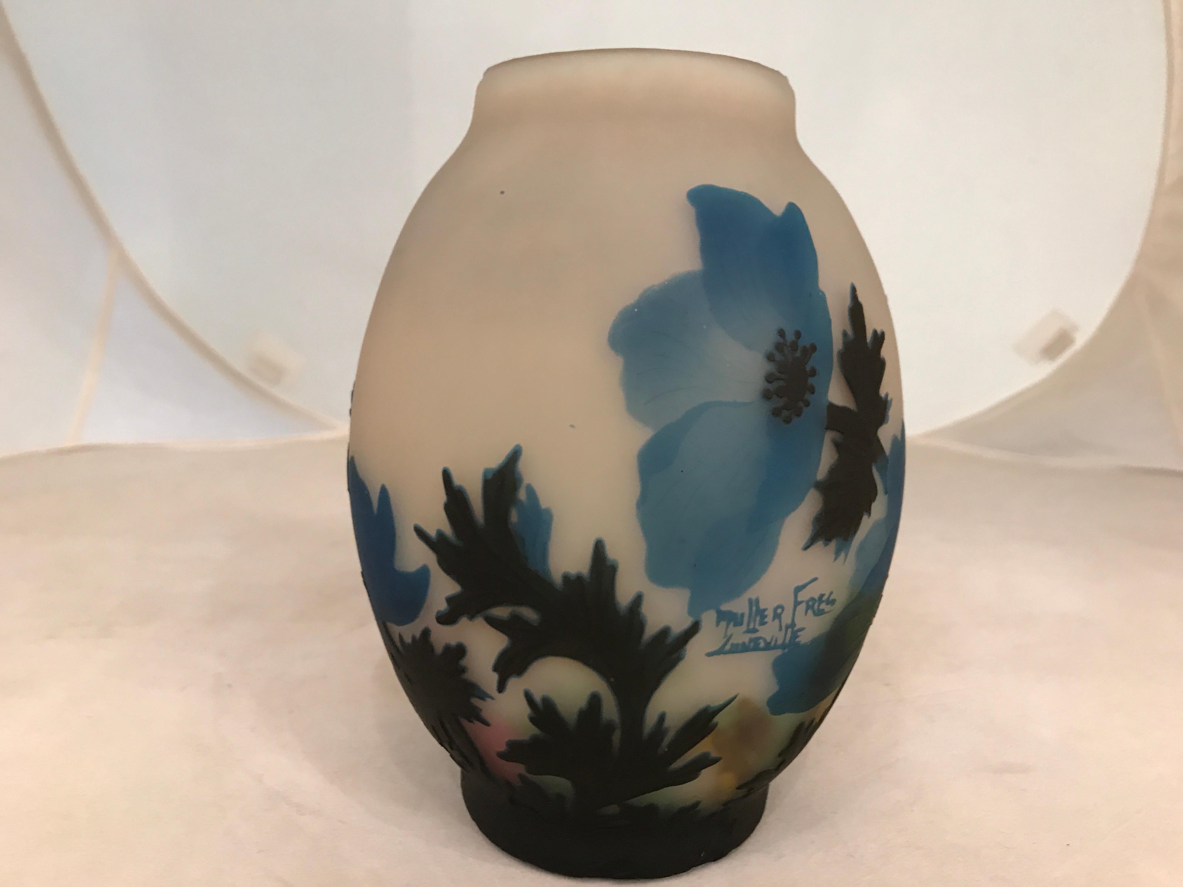 French Vase, Sign: Muller Freres Luneville, Jugendstil, Art Nouveau, liberty For Sale 4