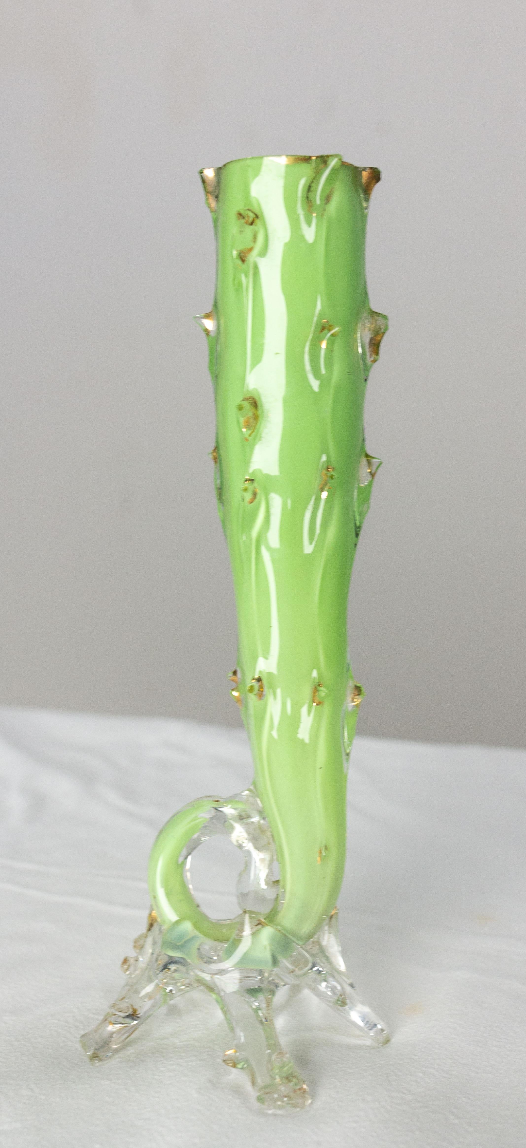 Mid-Century Modern Vase français en verre Soliflores vert et or, imitation d'une tige de rose, C.C. 1960 en vente