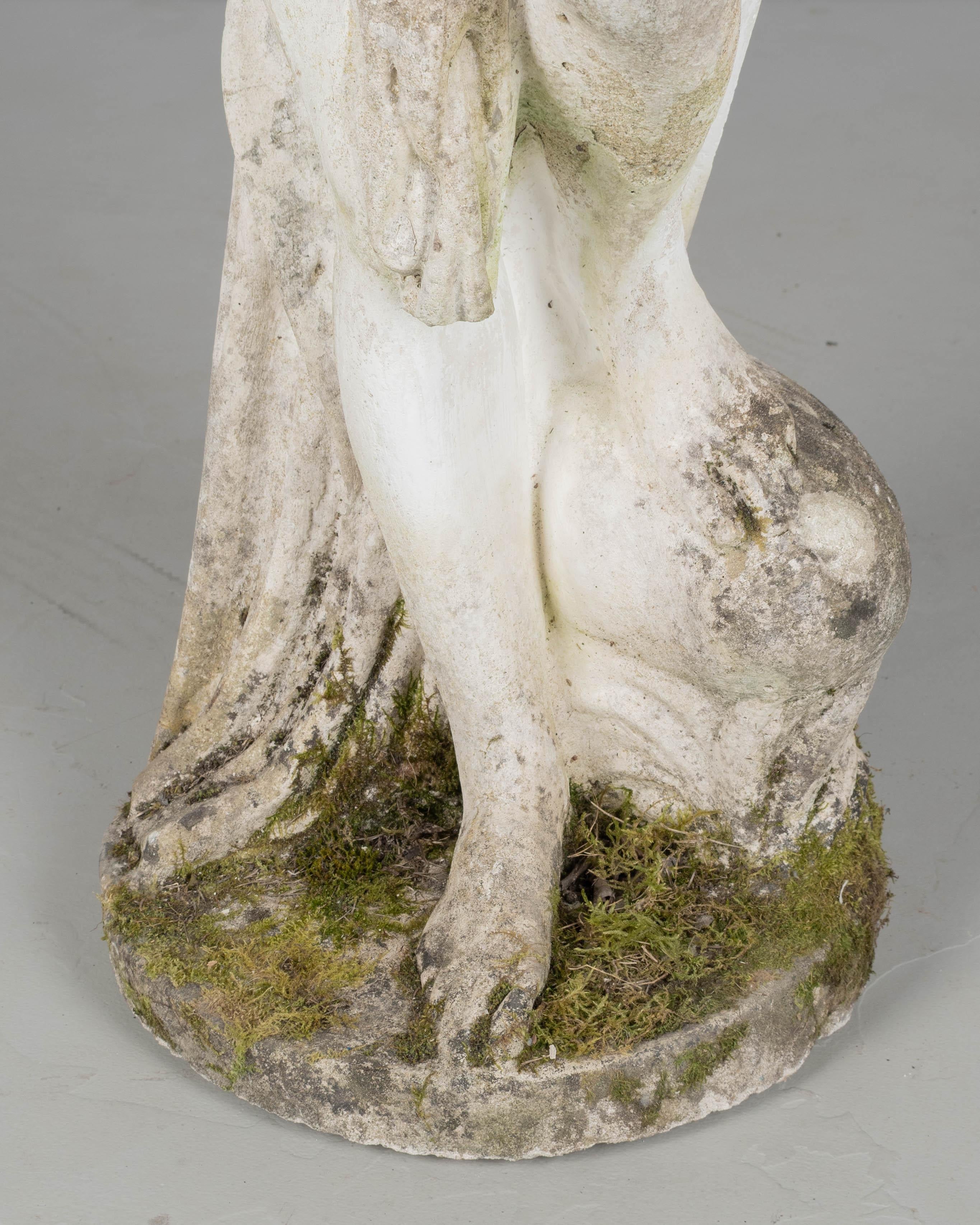 French Venus at the Bath Garden Statue For Sale 3