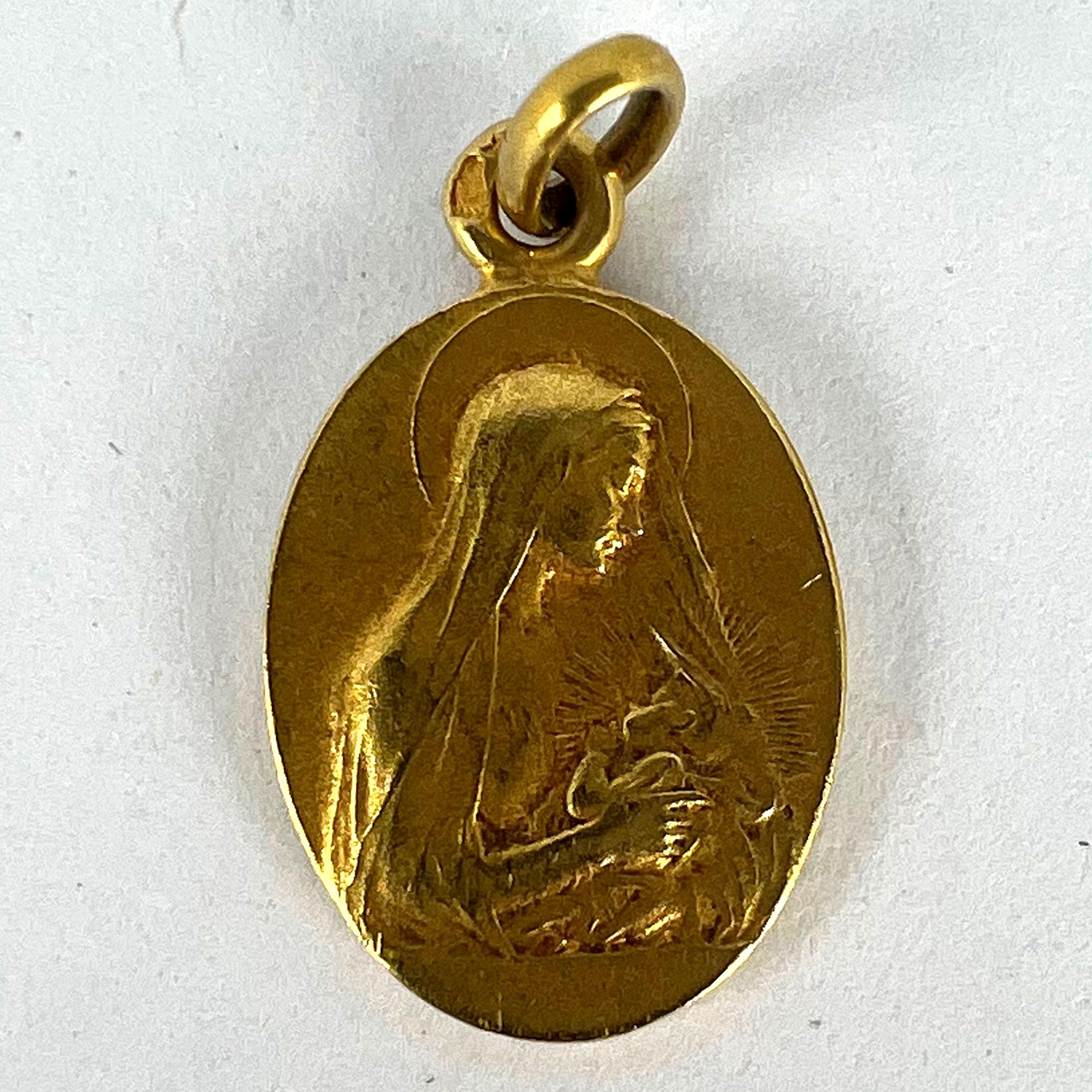 French Vern Madonna and Child 18K Yellow Gold Charm Pendant For Sale 8