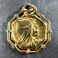 French Vernier Vercingetorix Gaul 18K White Yellow Gold Charm Pendant