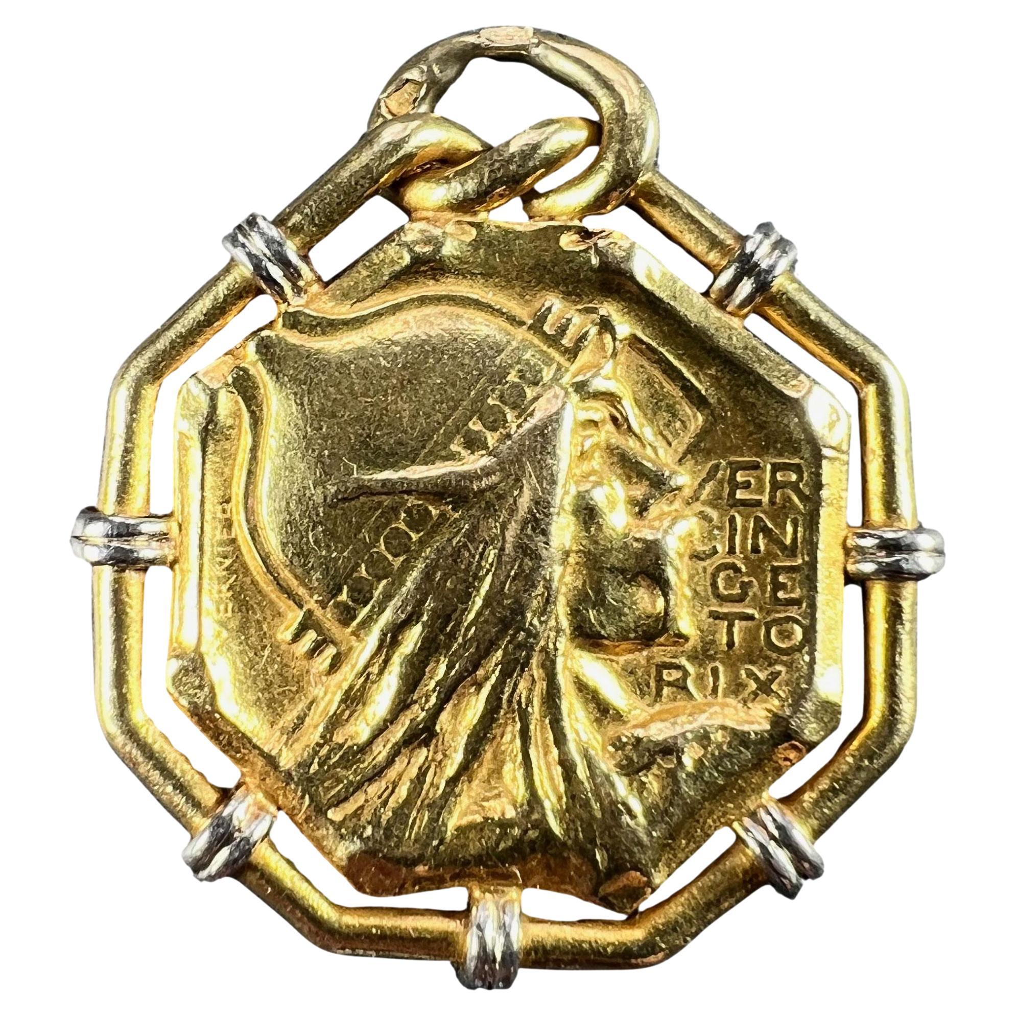 French Vernier Vercingetorix Gaul 18K White Yellow Gold Charm Pendant