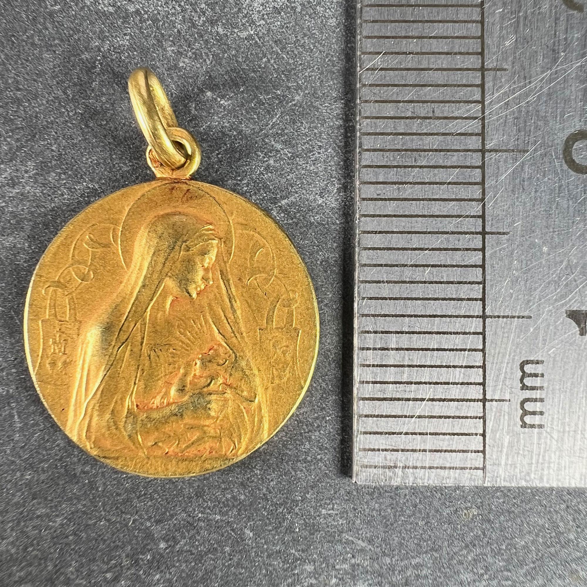 French Vernon Madonna and Child Sacred Heart 18K Yellow Gold Medal Pendant 7