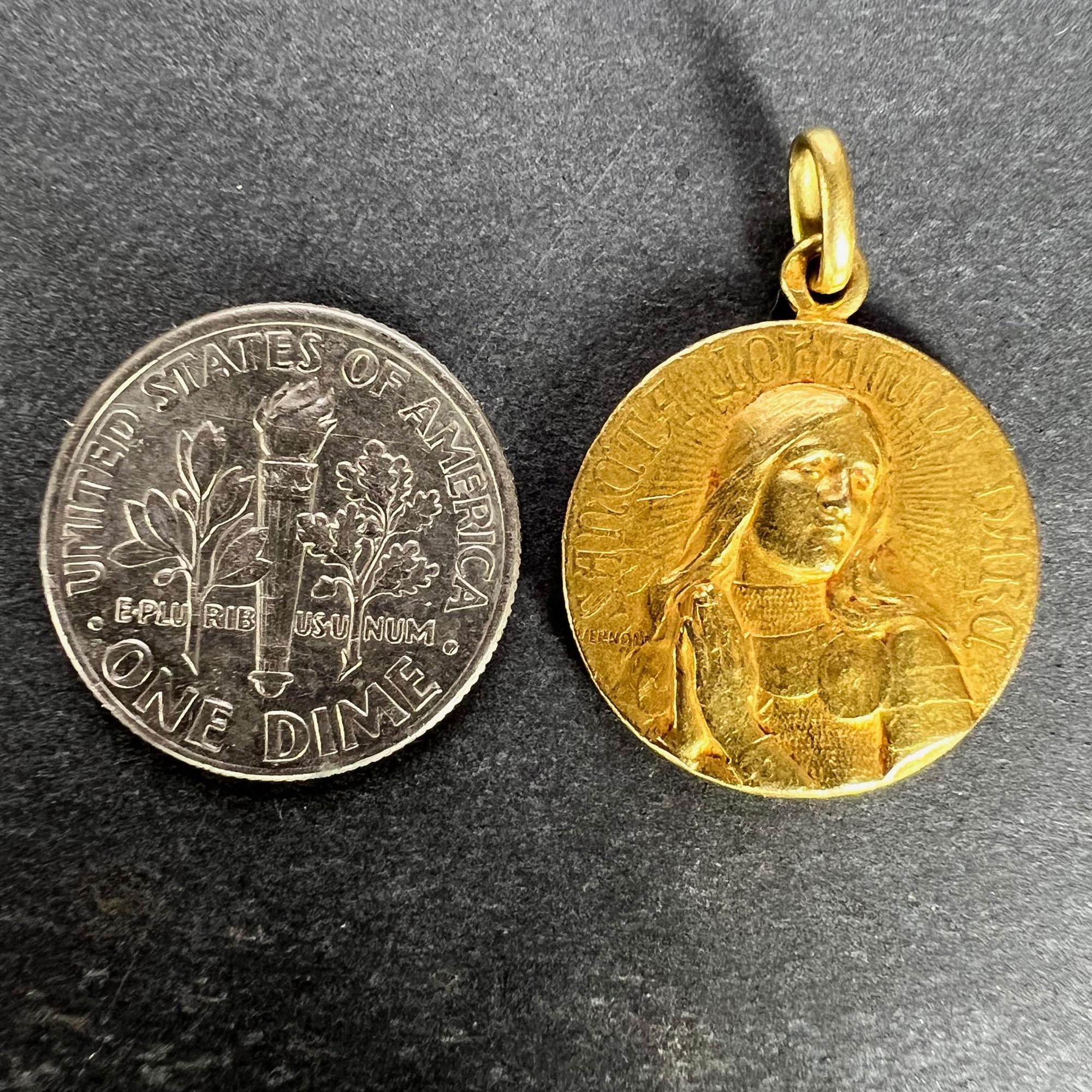 French Vernon Saint Joan of Arc 18K Yellow Gold Medal Pendant 8