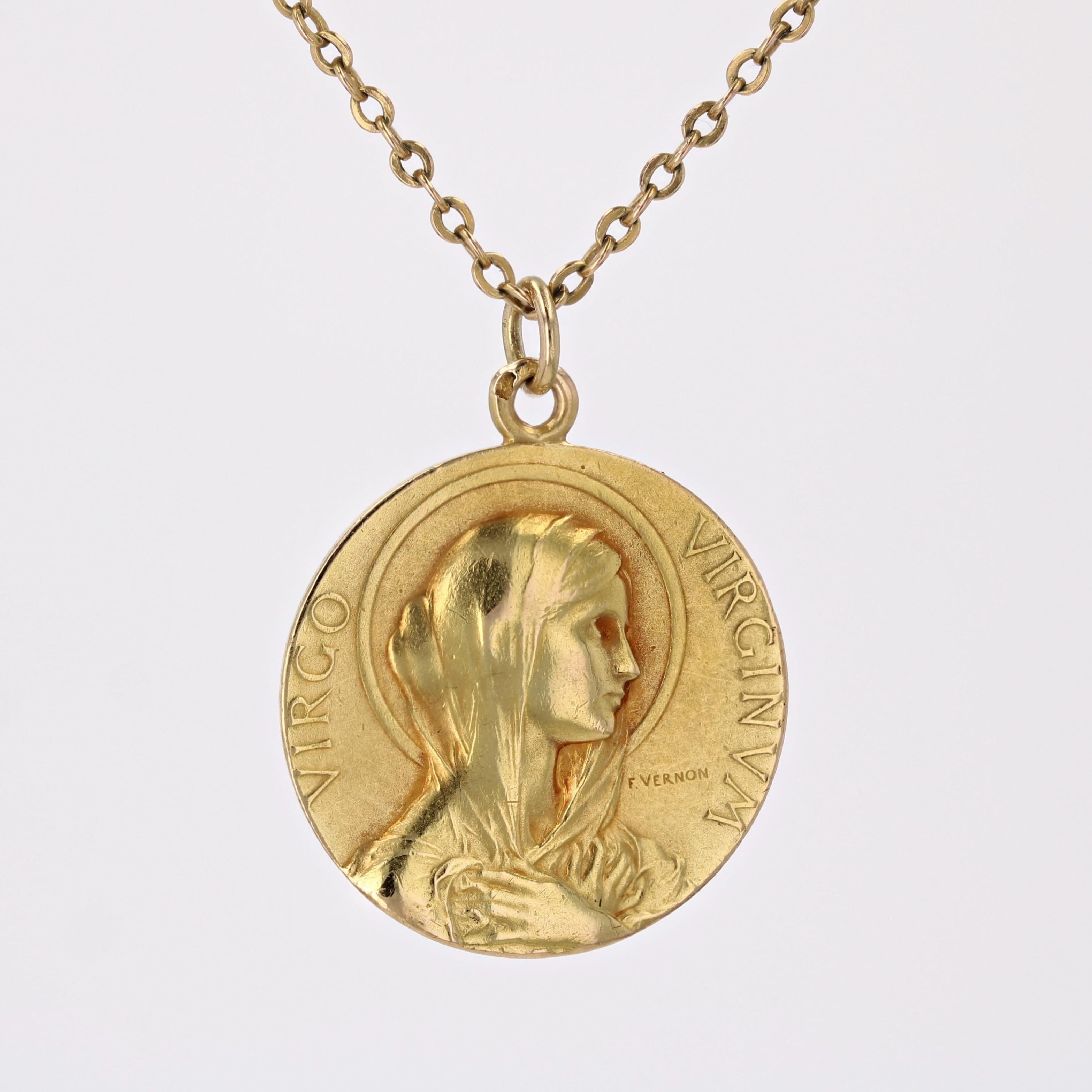 French Vernon Signed 18 Karat Yellow Gold Virgin Medal For Sale 3