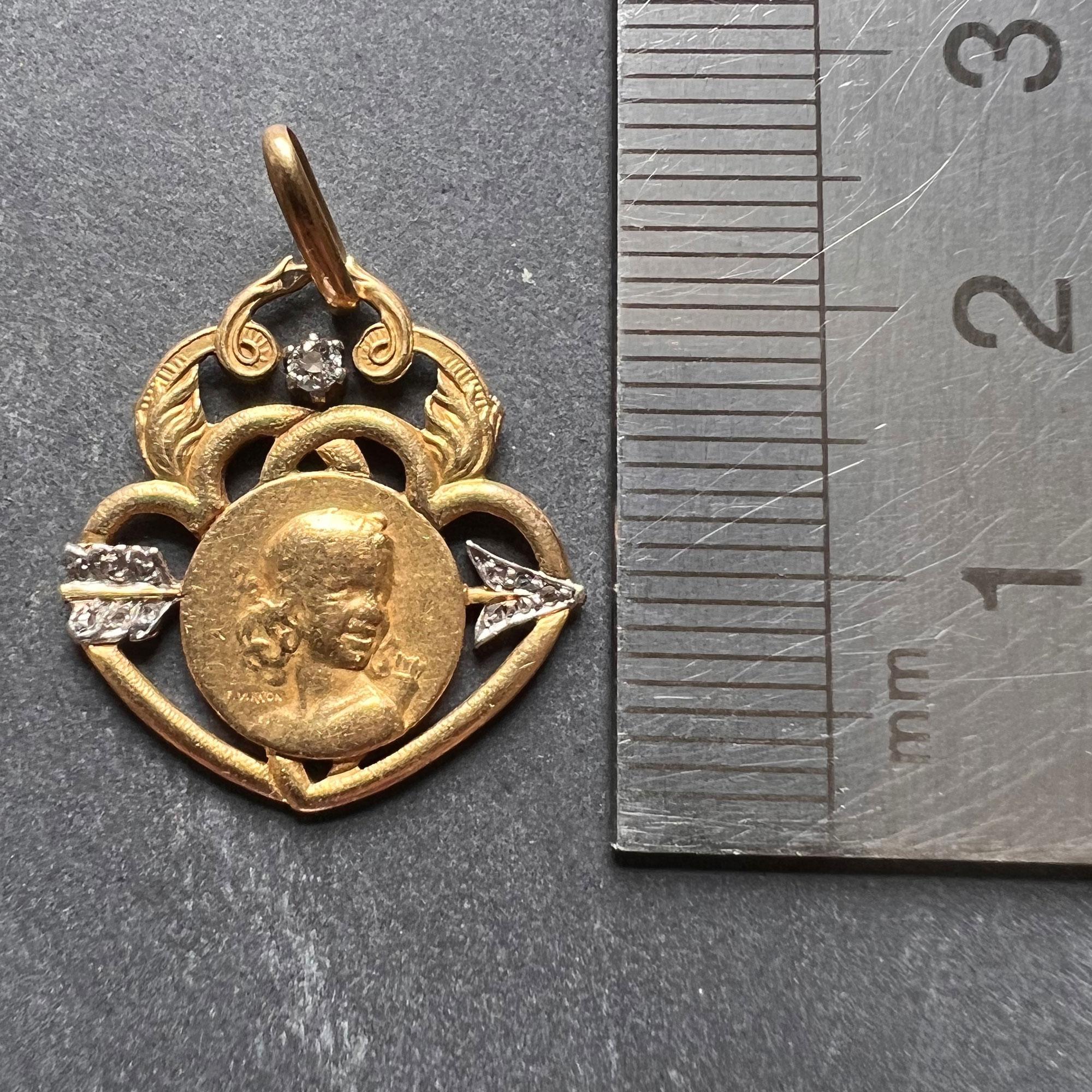 French Vernon Triumph of Love Cupid 18K Yellow Gold Diamond Love Pendant In Good Condition For Sale In London, GB