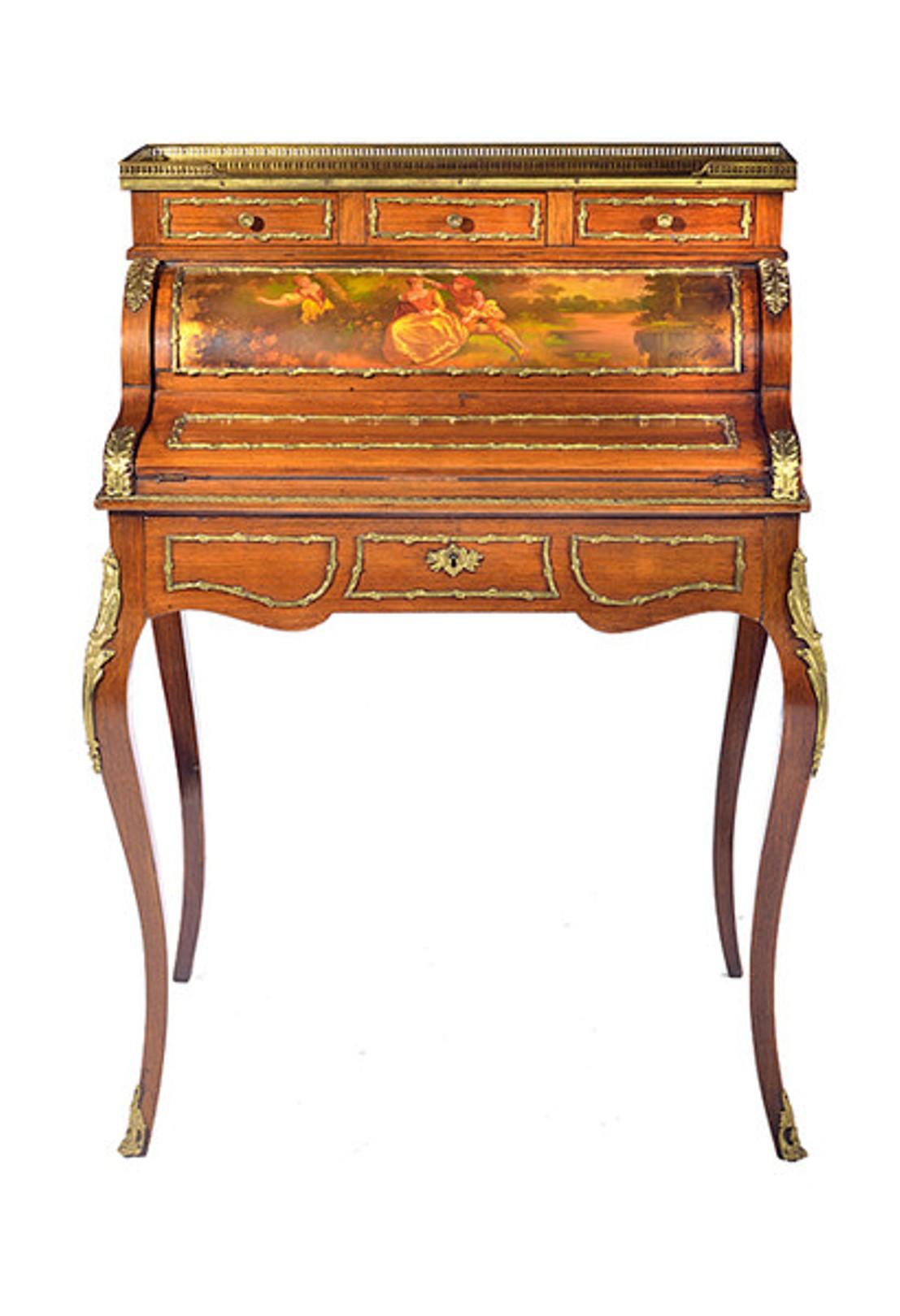 Louis XV French Verny Martin Style Mahogany Bureau De Dame, circa 1890 For Sale