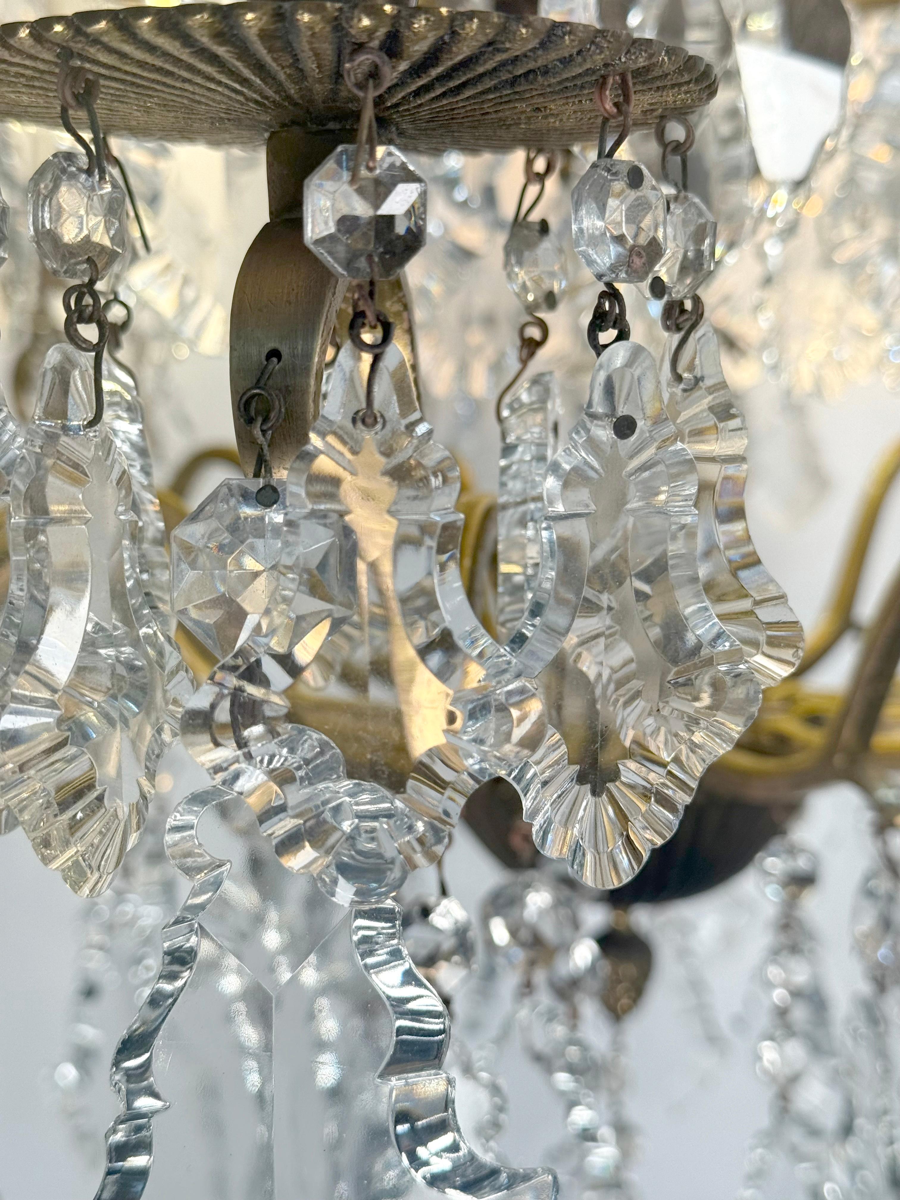 Lampadario francese Versailles a 2 livelli e 18 luci in cristallo in vendita 3