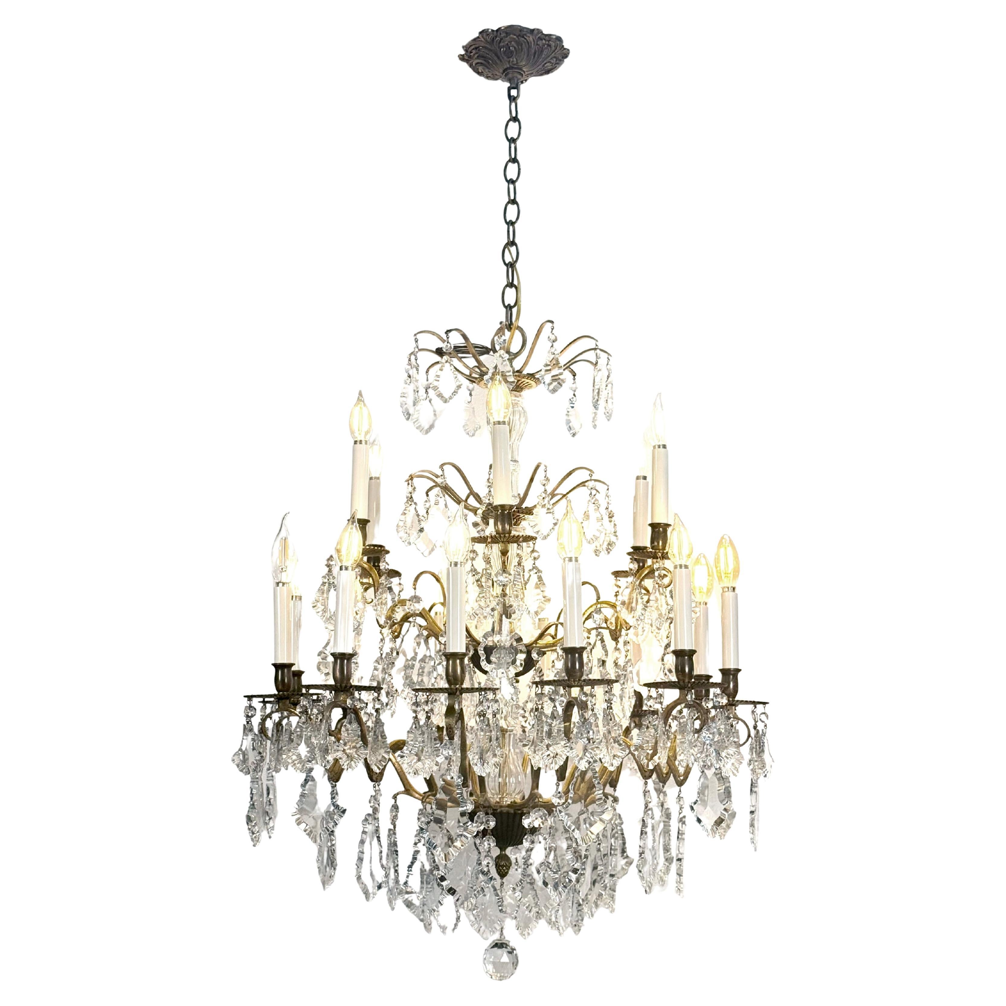 Lampadario francese Versailles a 2 livelli e 18 luci in cristallo