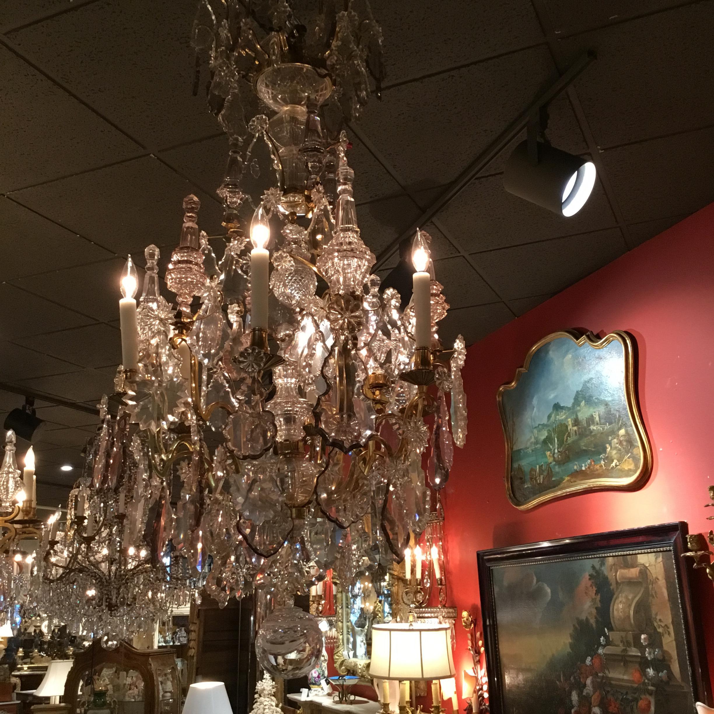 Gilt French Versailles Style Chandelier in Crystal and Bronze Doré with Six Lights