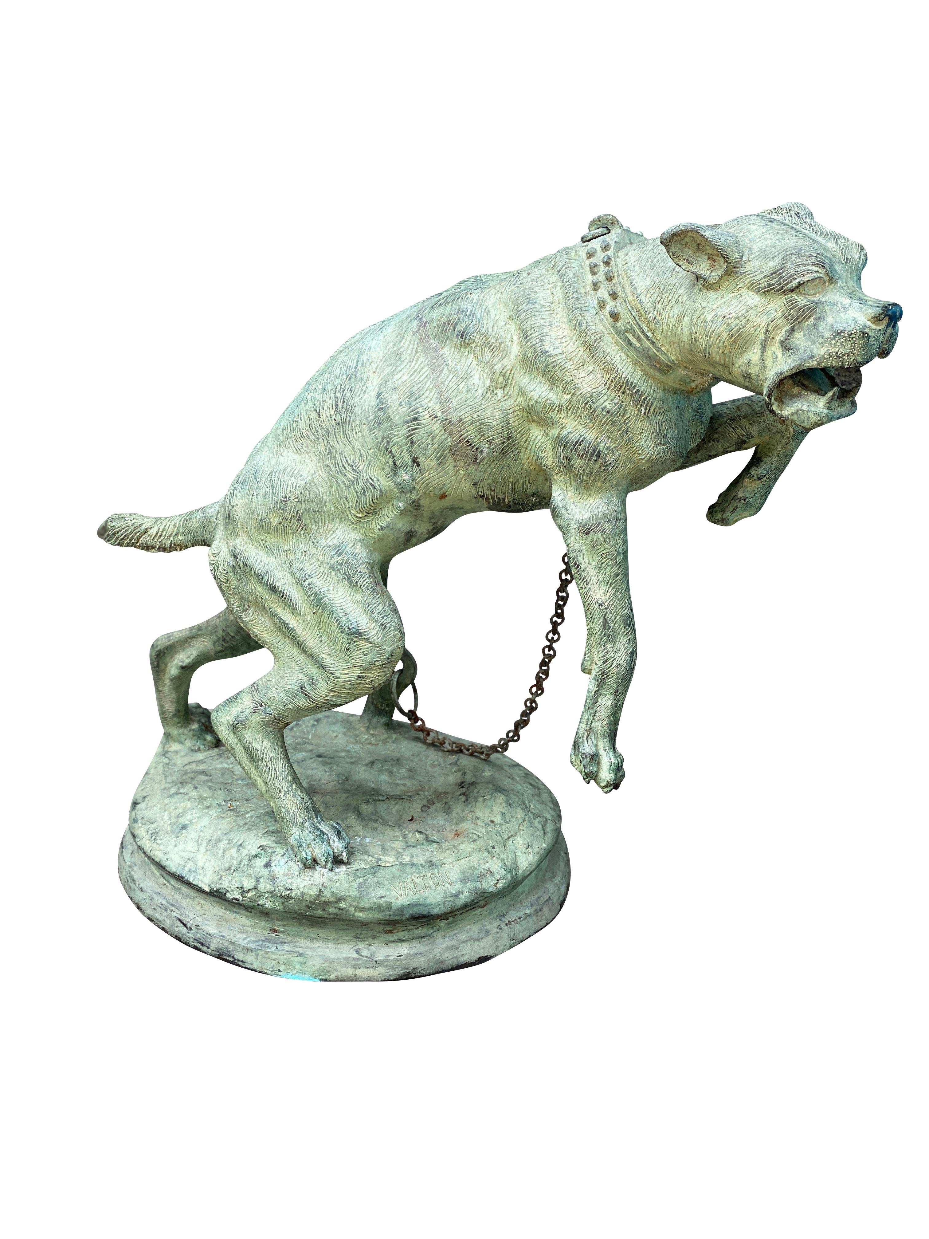 Sculpture de jardin d'un Mastiff en bronze du Vertigris français Bon état - En vente à Essex, MA