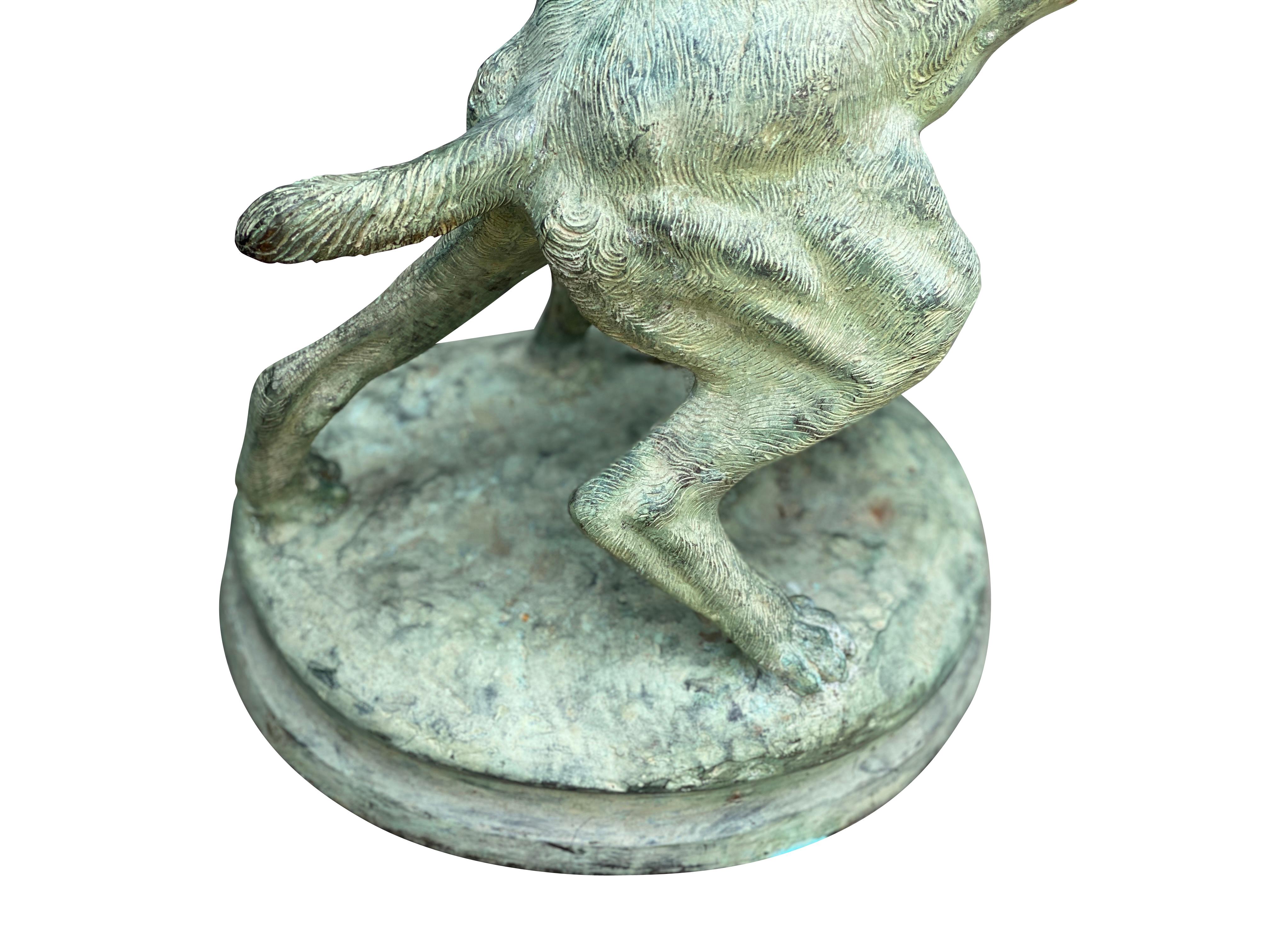 Französische Vertigris-Bronze-Gartenskulptur eines Mastiffs aus Vertigris im Angebot 2