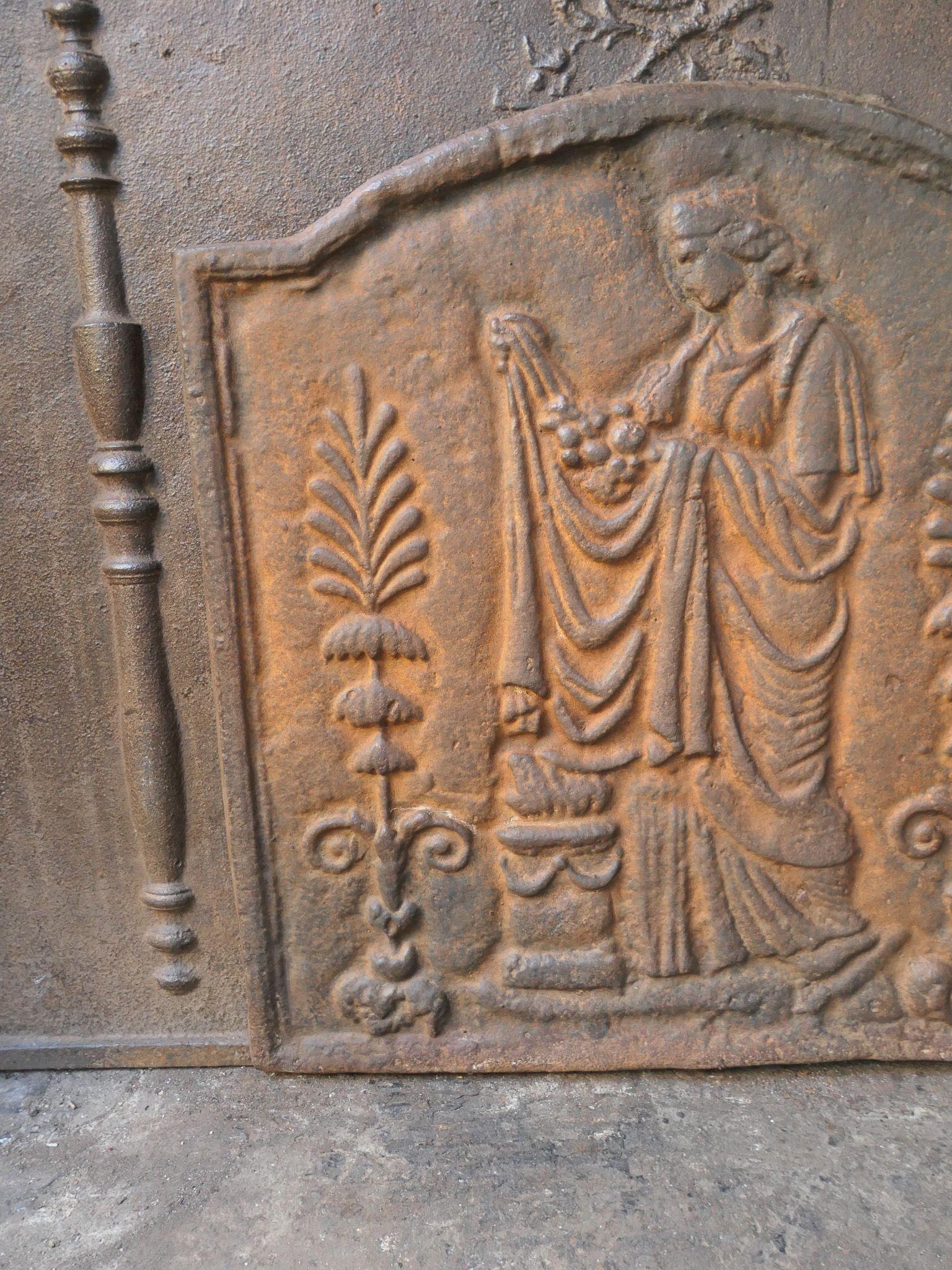 French 'Vestal Virgin' Fireback / Backsplash, 20th Century For Sale 3