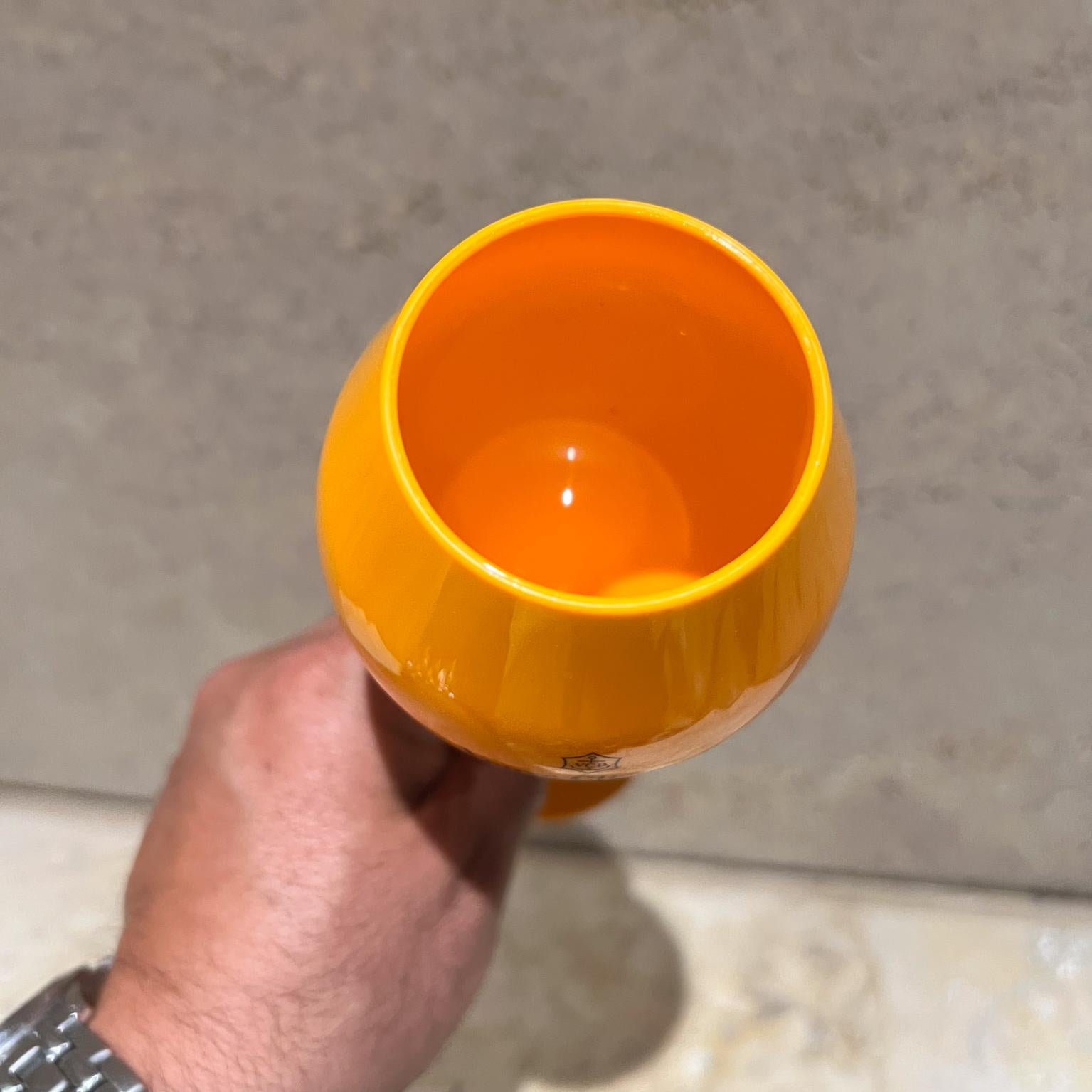 veuve clicquot plastic glasses