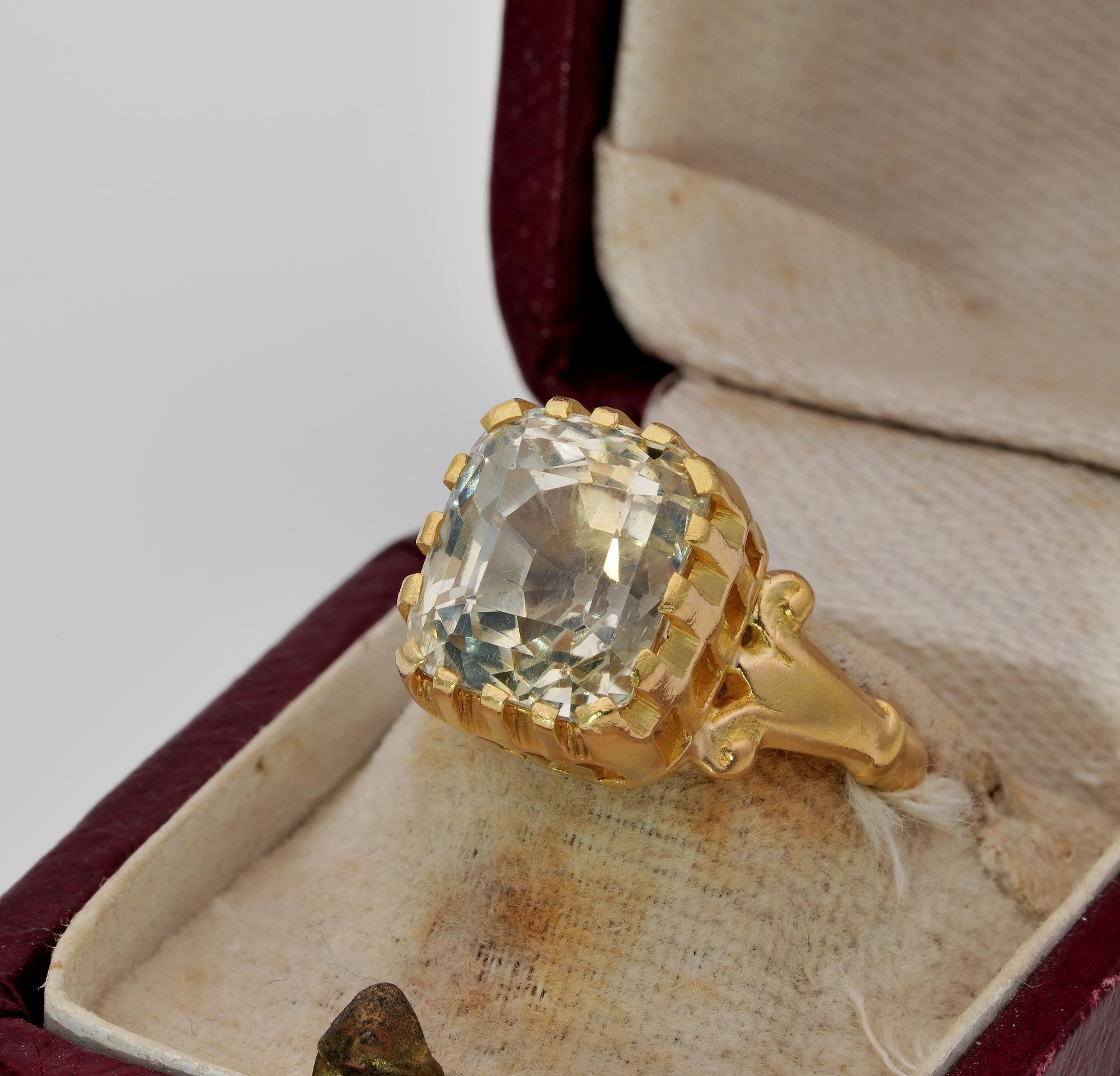 Women's French Victorian 11.42 ct Natural Unheated Yellow Ceylon Sapphire Cert. Solitair For Sale