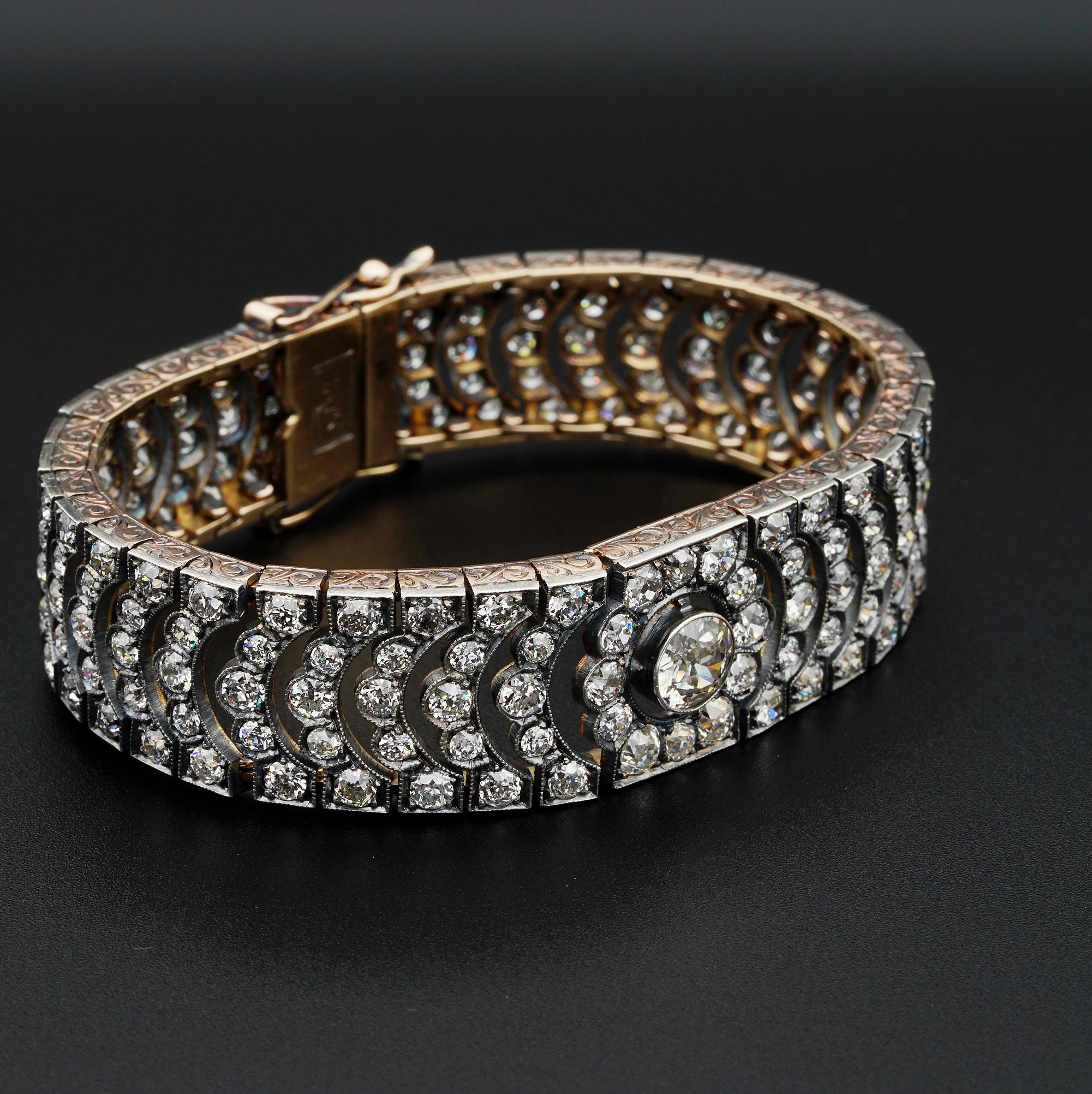 French Victorian 16.15 Carat Diamond Exceptional One Off Rare Bracelet In Good Condition In Napoli, IT
