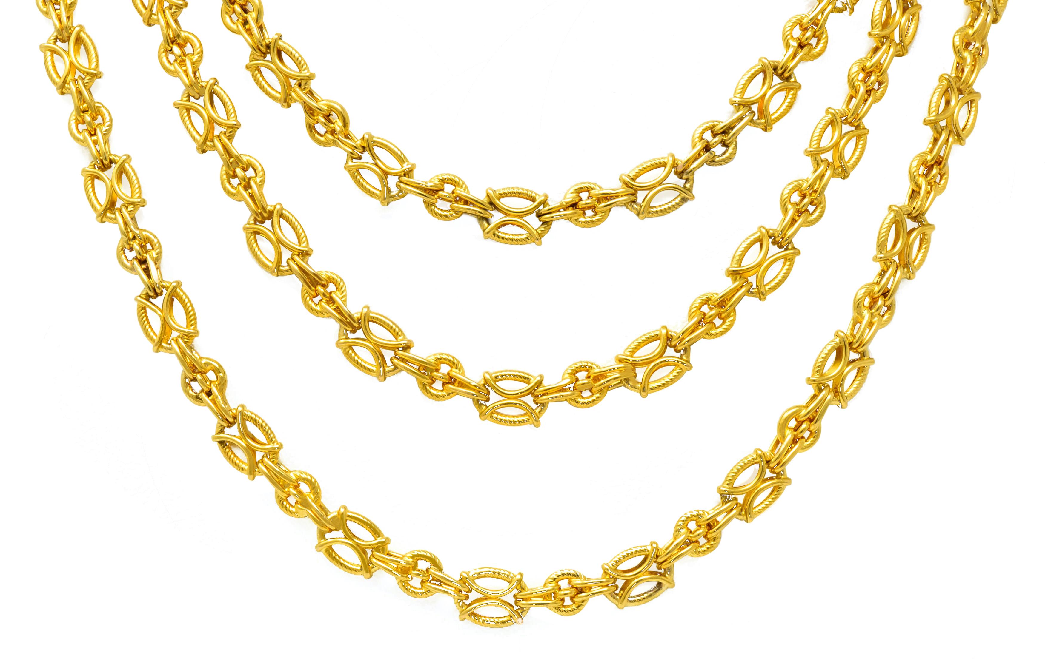 Women's or Men's French Victorian 18 Karat Gold Long Chain Necklace