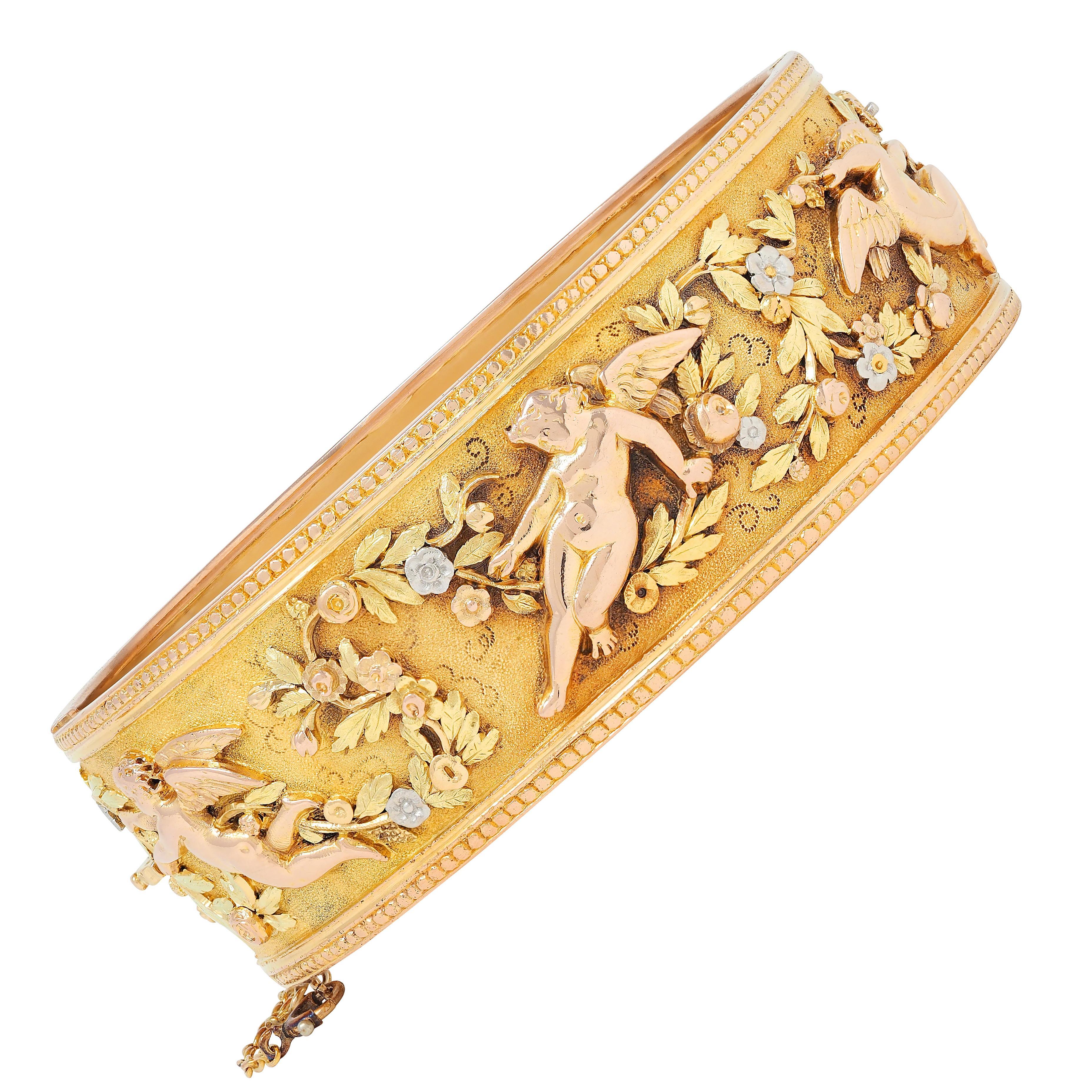 Pulsera Victoriana Francesa de Oro Multitono de 18 Kilates con Querubín Floral Antiguo en Excelente estado para la venta en Philadelphia, PA