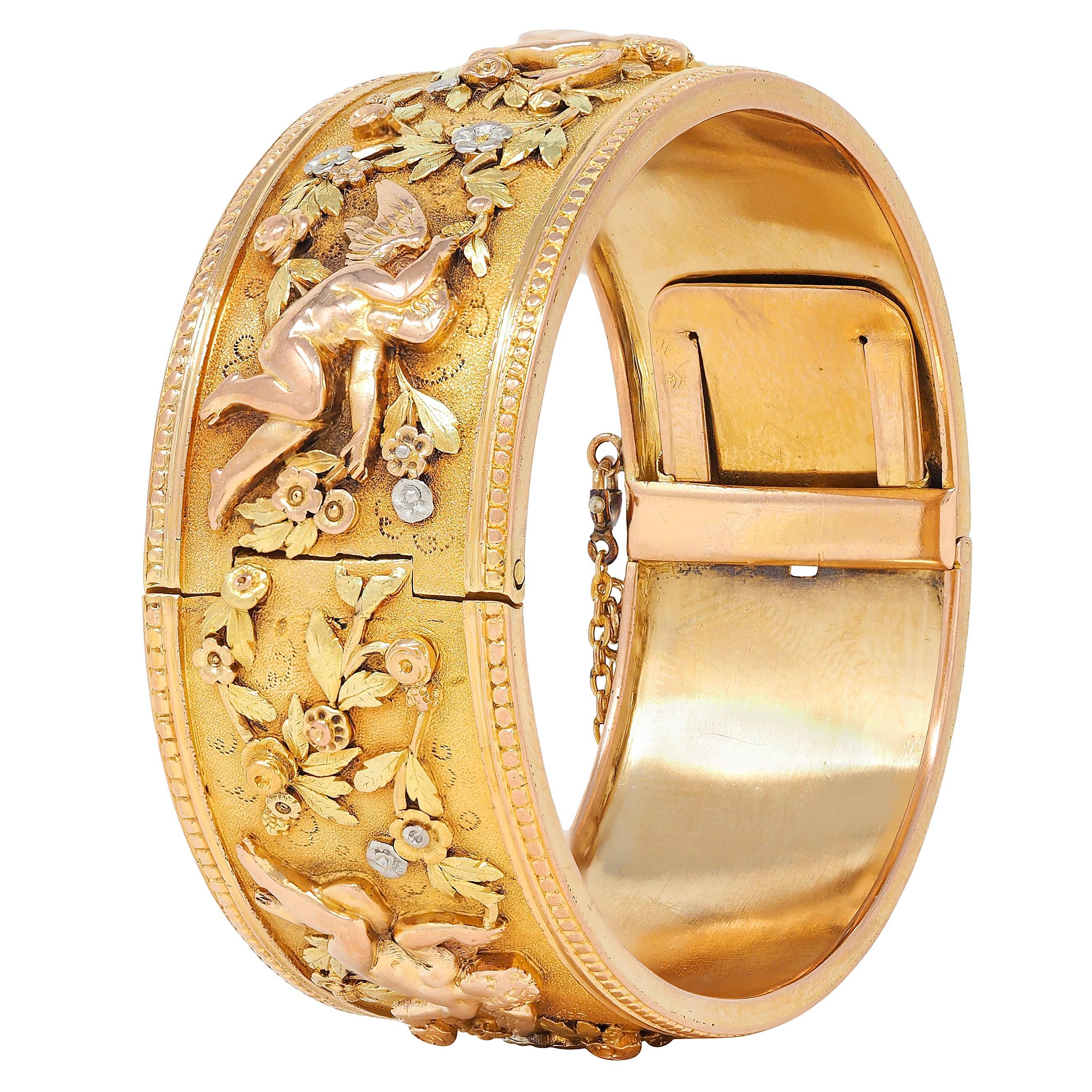 Pulsera Victoriana Francesa de Oro Multitono de 18 Kilates con Querubín Floral Antiguo en venta 3