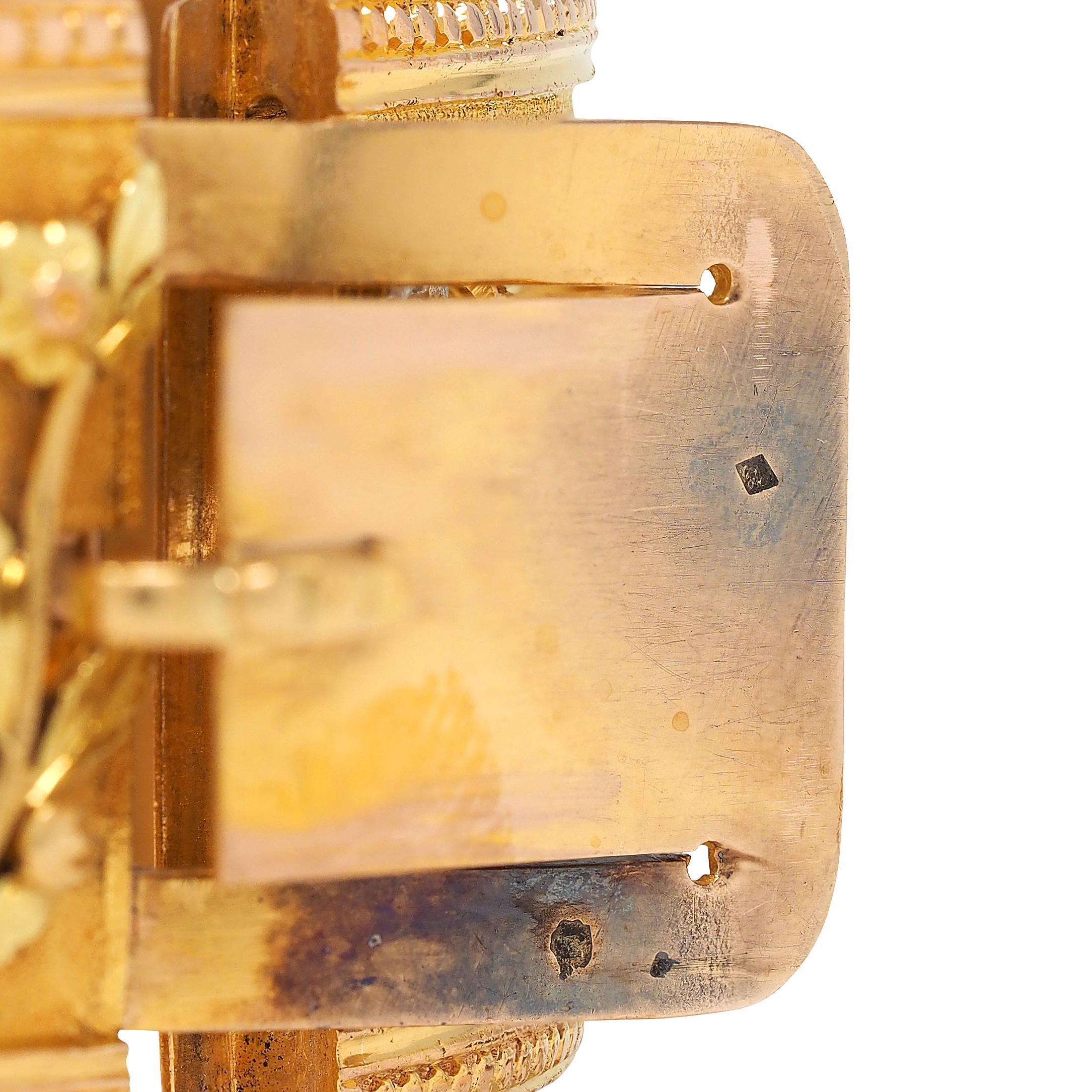 Pulsera Victoriana Francesa de Oro Multitono de 18 Kilates con Querubín Floral Antiguo en venta 4