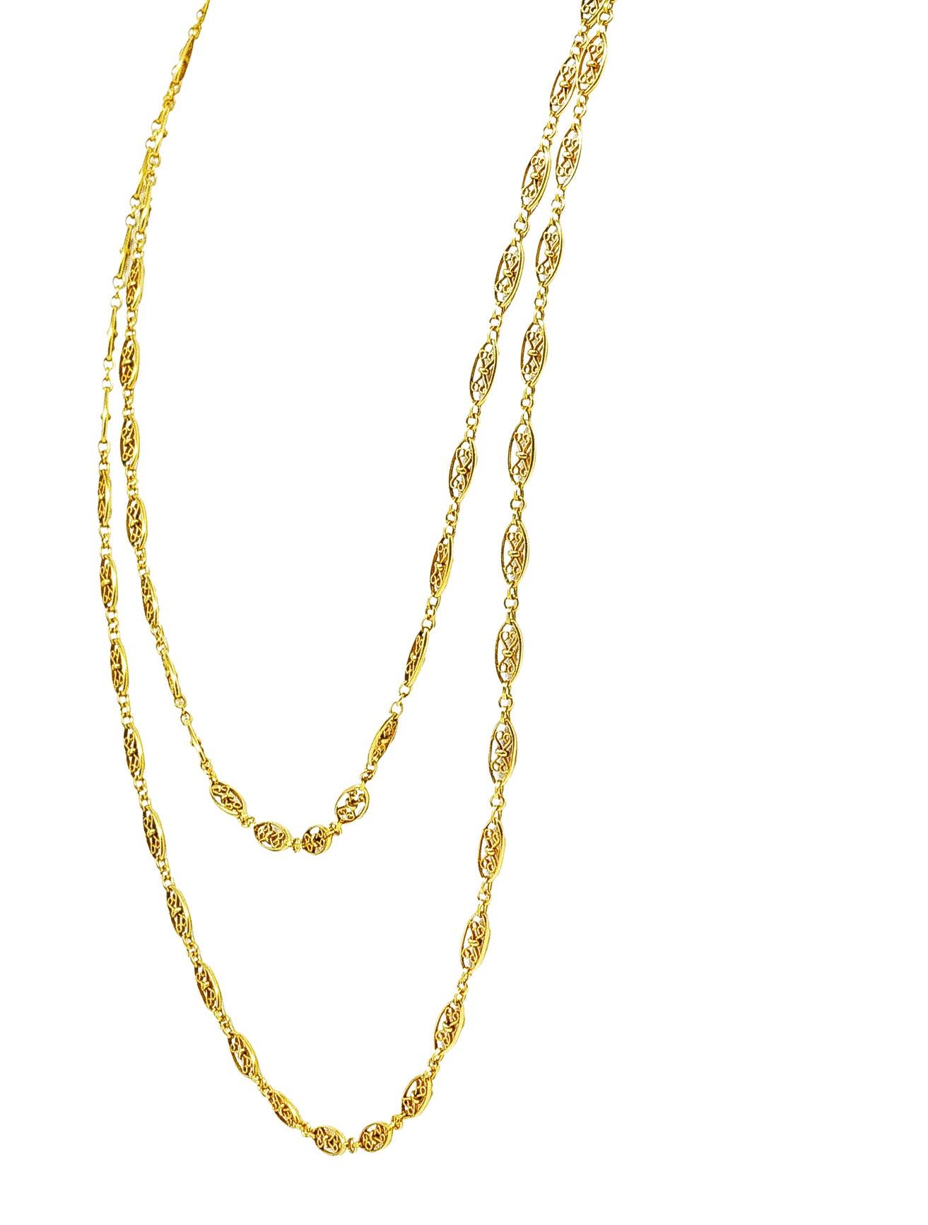 Women's or Men's French Victorian 18 Karat Yellow Gold Heart Chain Link Necklace