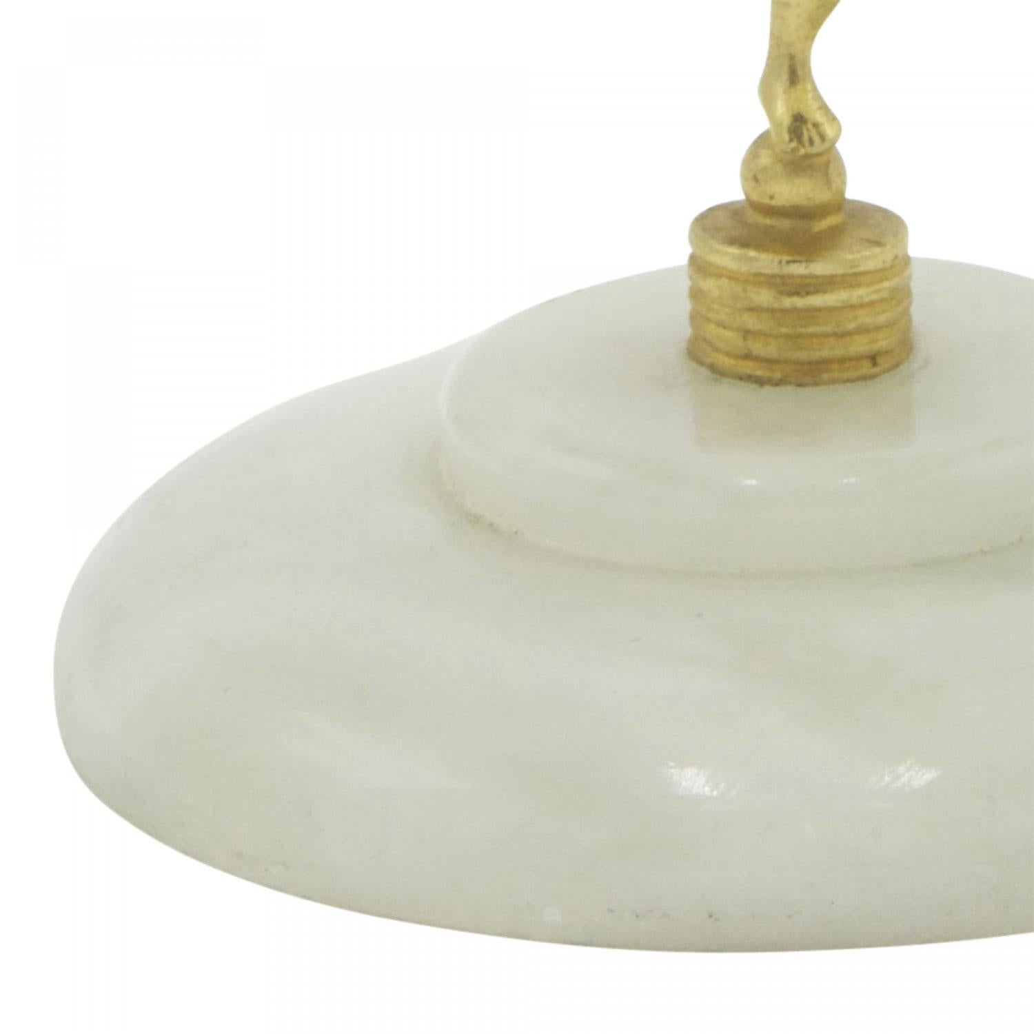 Französisches viktorianisches Alabasterkompott (Vergoldet) im Angebot