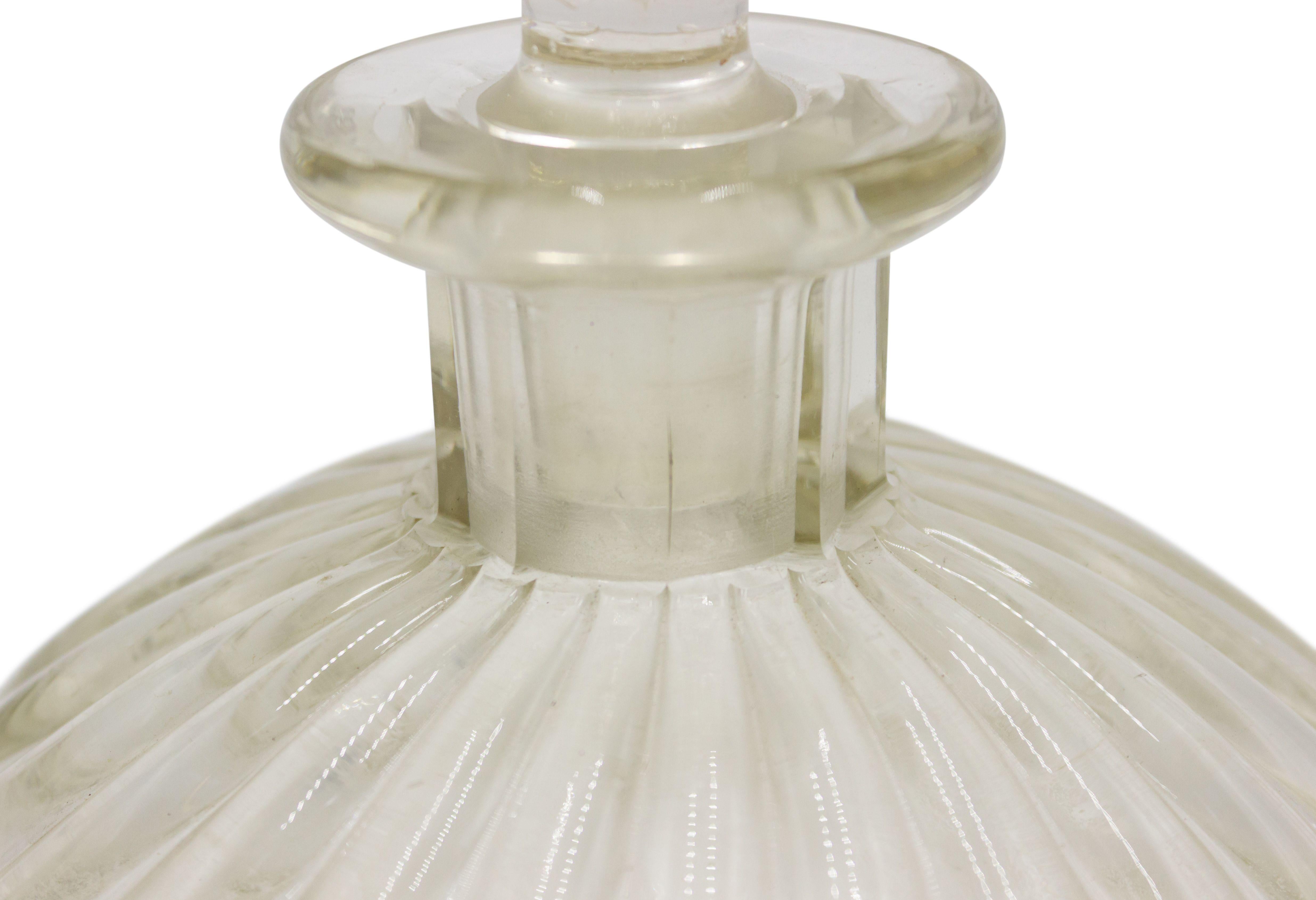 French Victorian Baccarat Style Glass Decanter In Good Condition For Sale In New York, NY